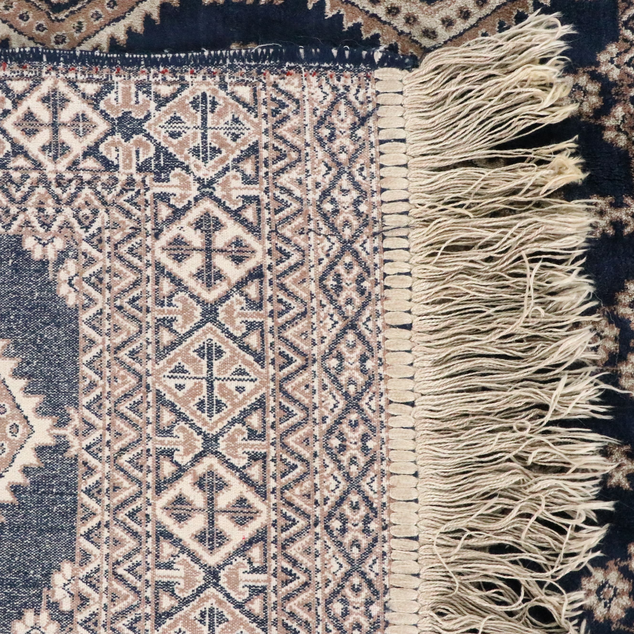 2'4 x 3'11 Hand-Knotted Pakistani Bokhara Accent Rug