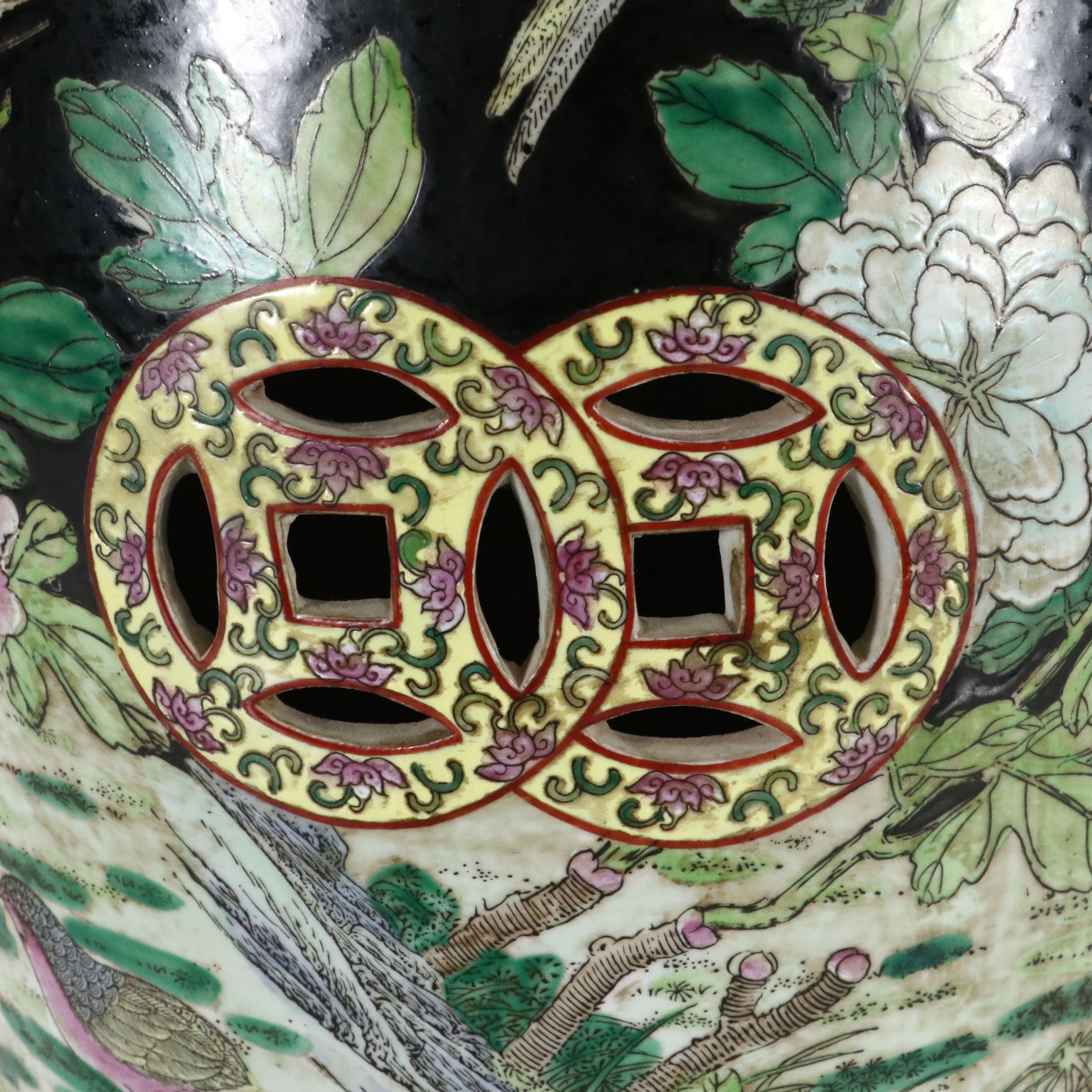 Chinese Famille Rose Porcelain Garden Stool