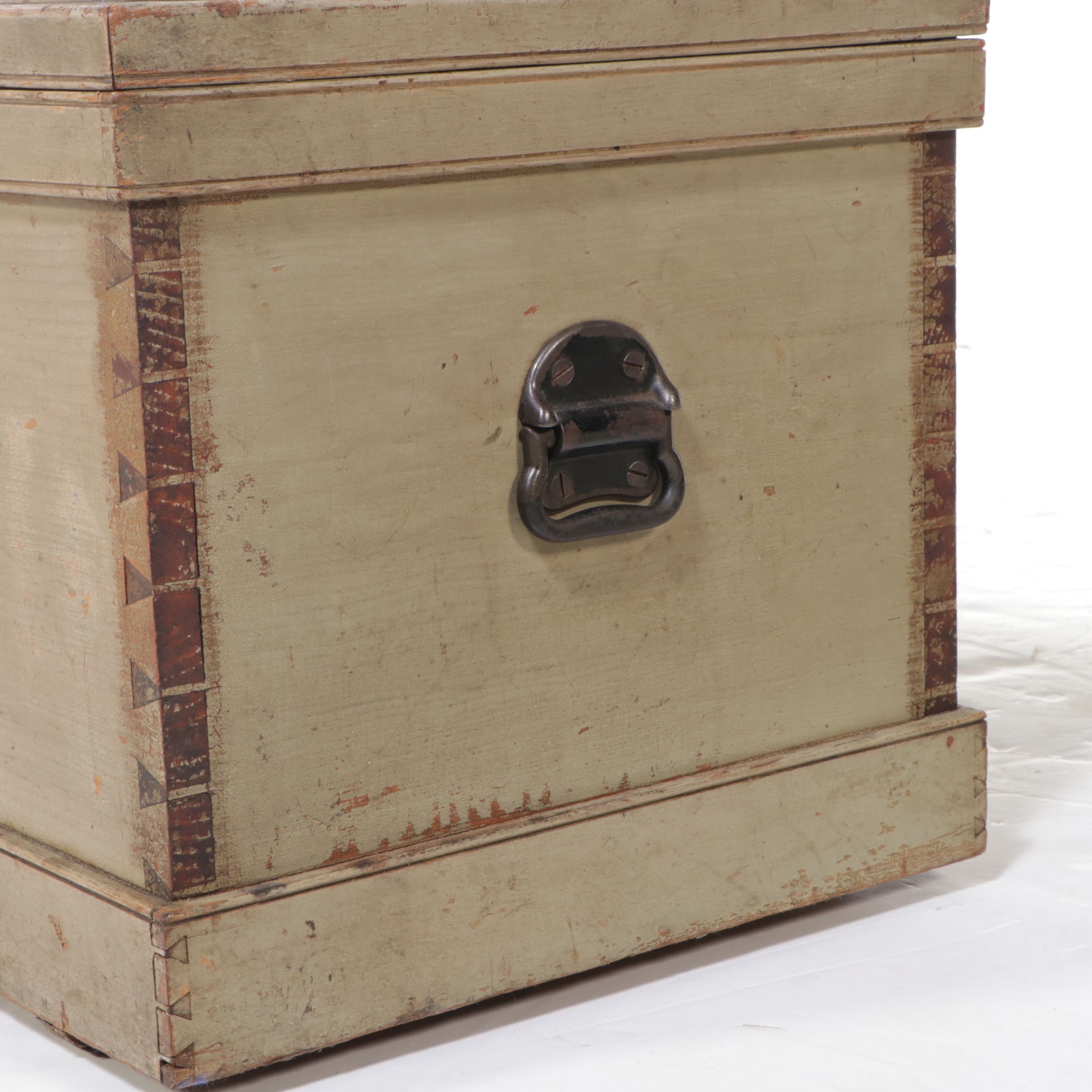 French Provincial Style Cedar Blanket Chest