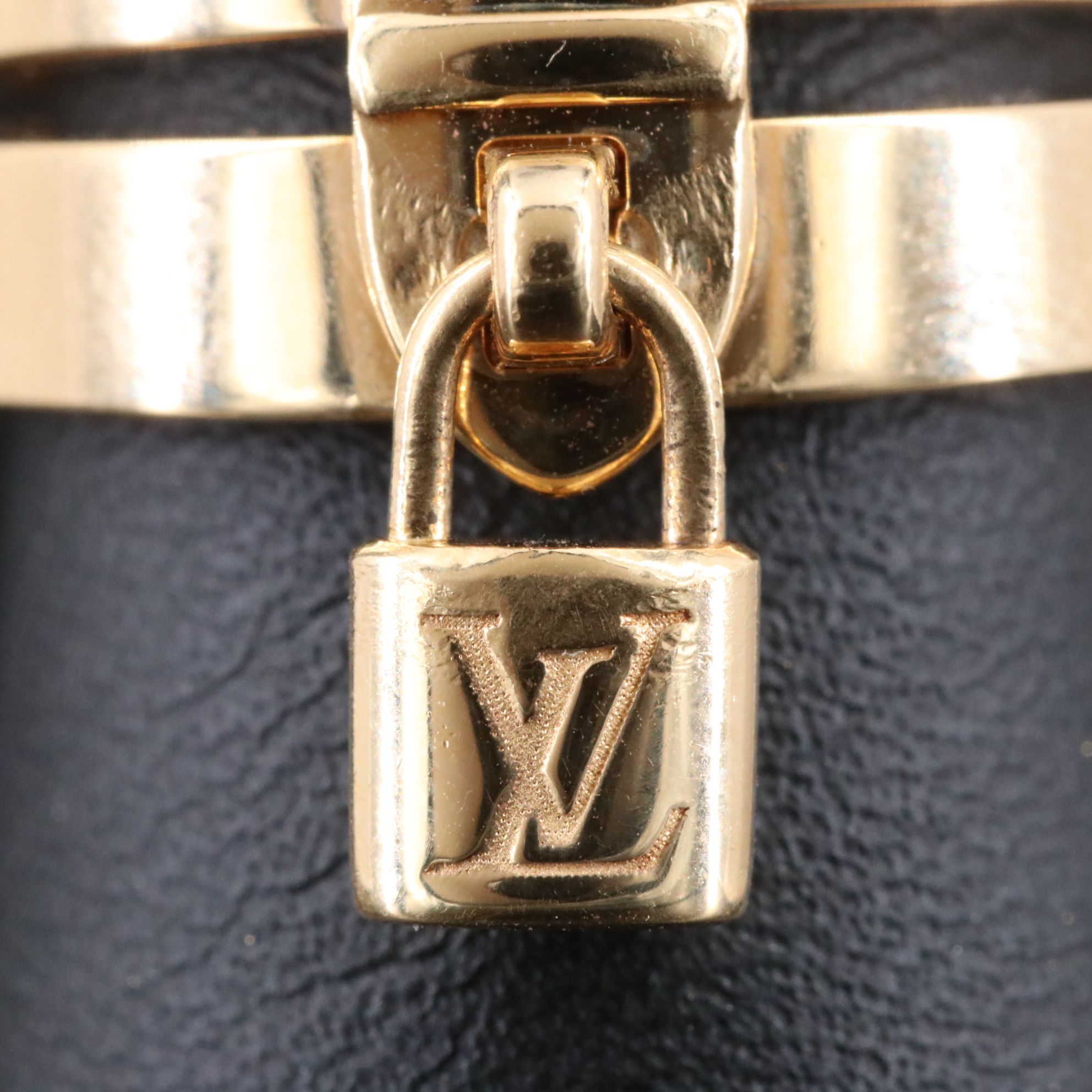 Louis Vuitton 18K Lockit Padlock Charm Ring