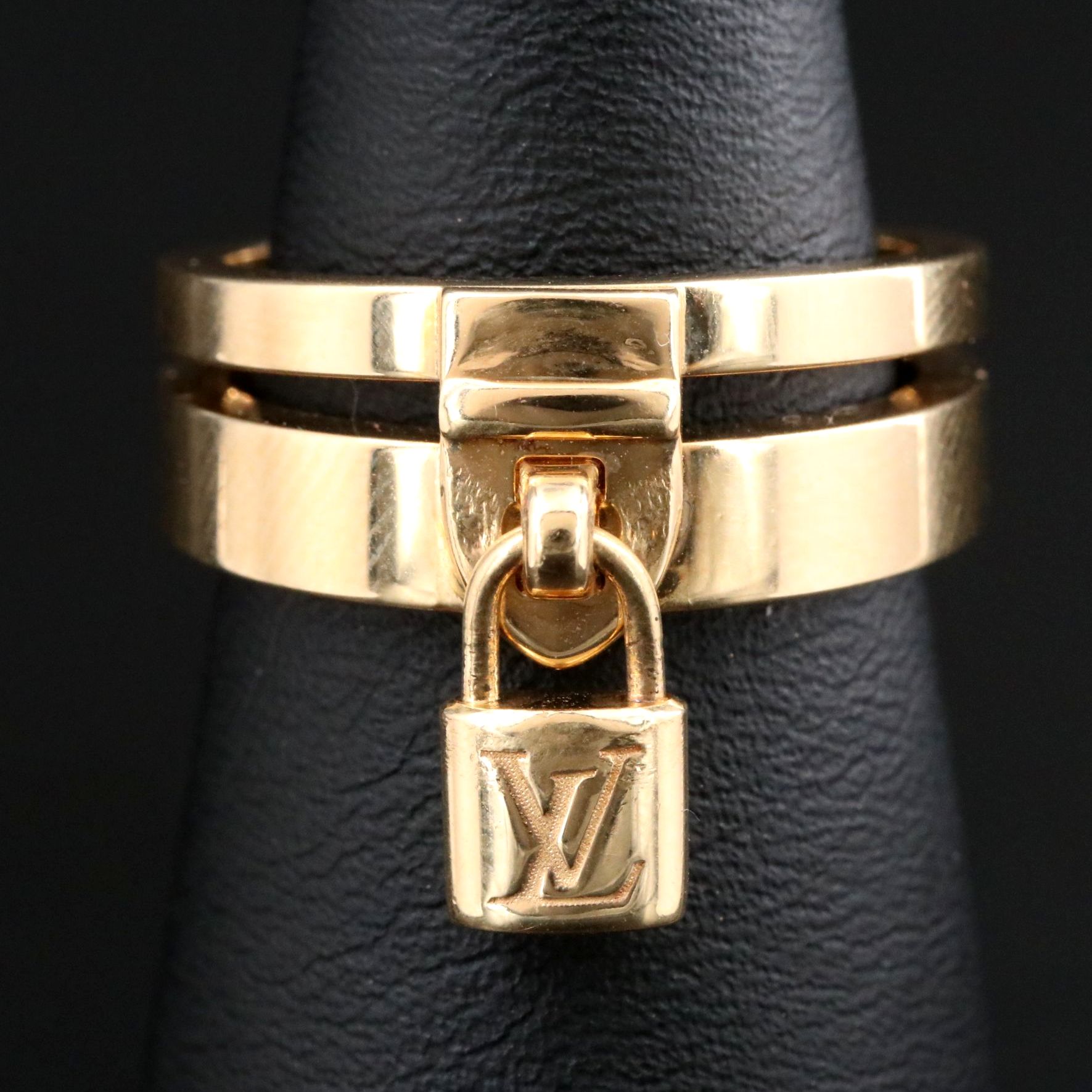Louis Vuitton 18K Lockit Padlock Charm Ring