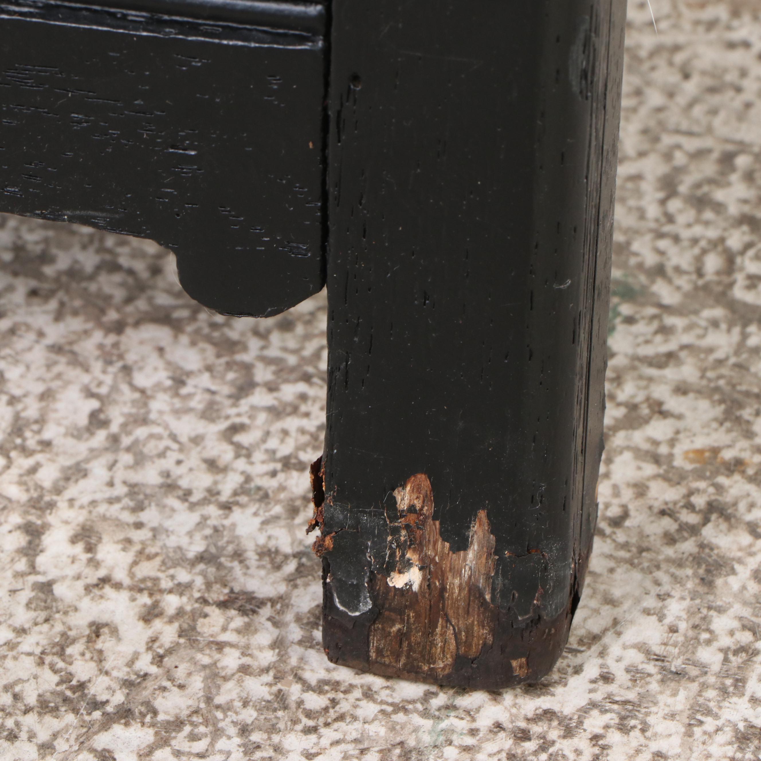 Traditional Style Painted Black Sideboard