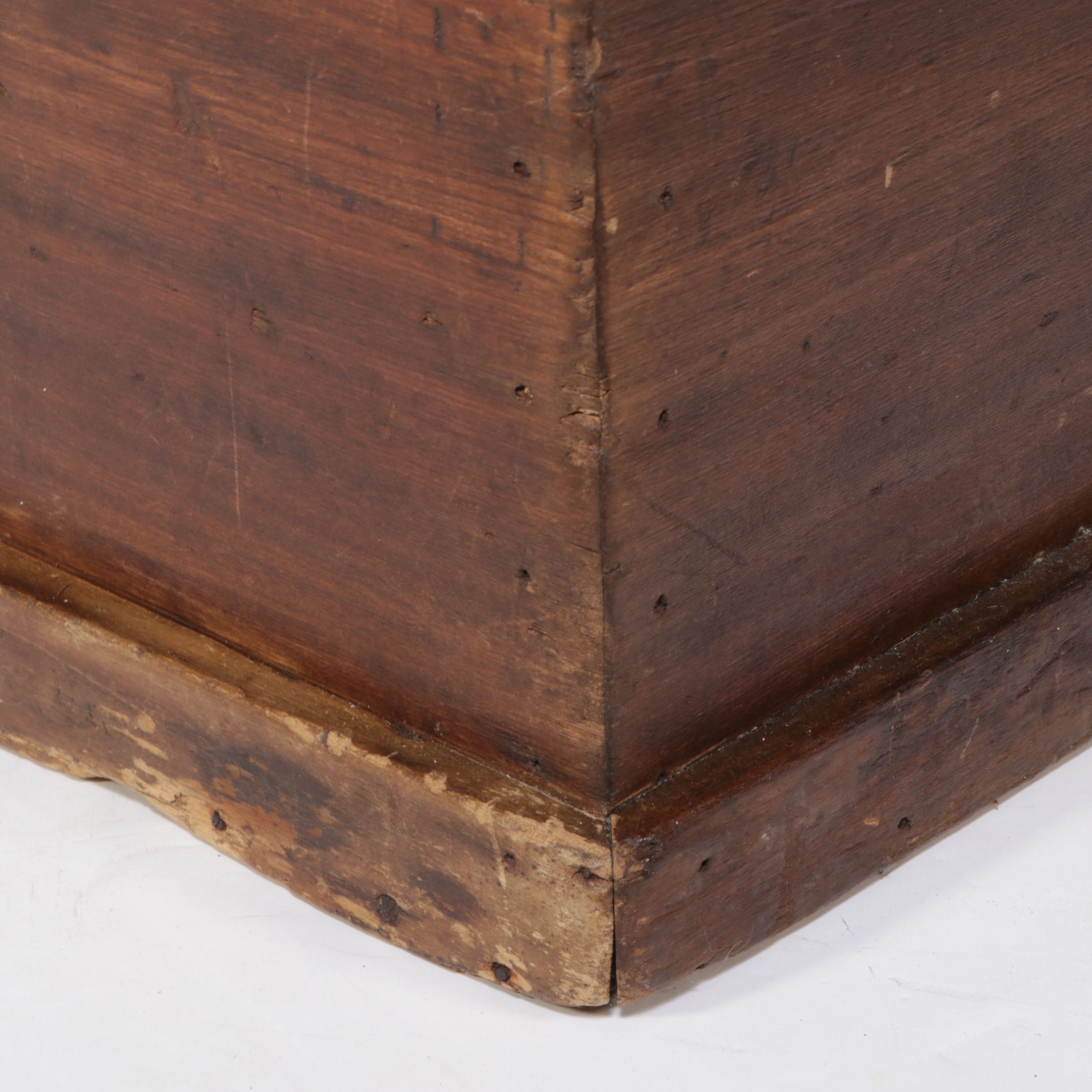 American Primitive Style Pine Chest