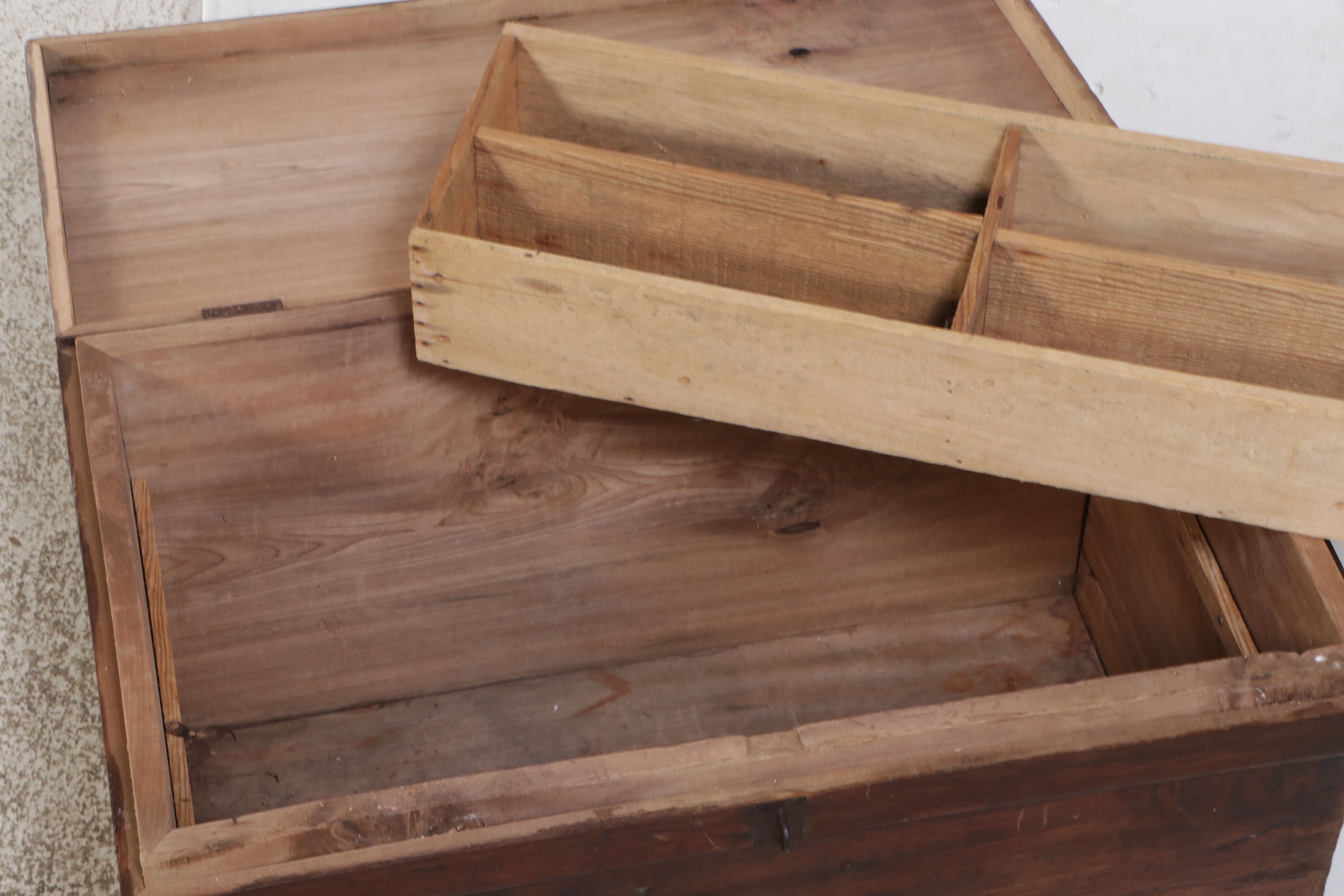 American Primitive Style Pine Chest