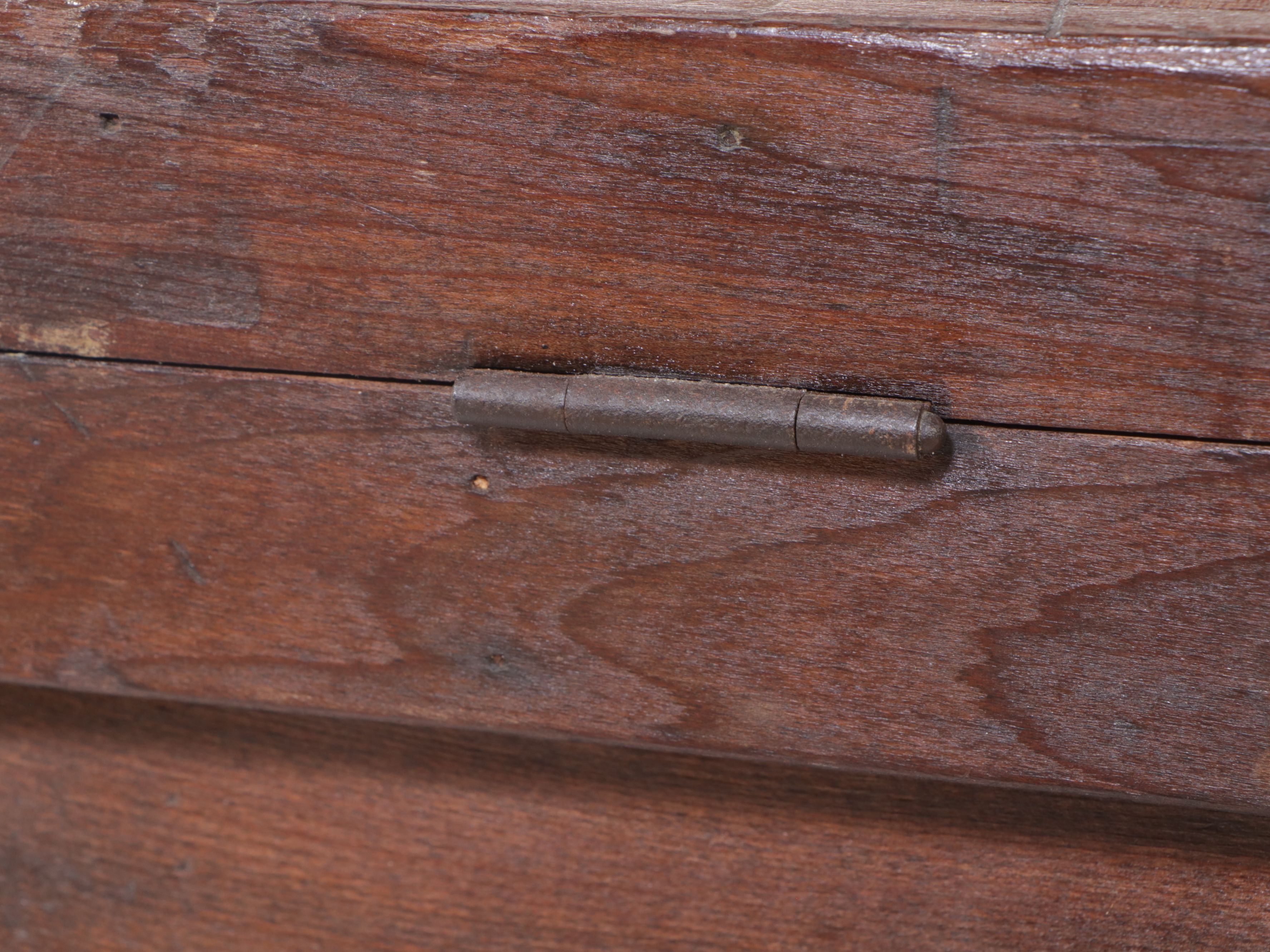American Primitive Style Pine Chest
