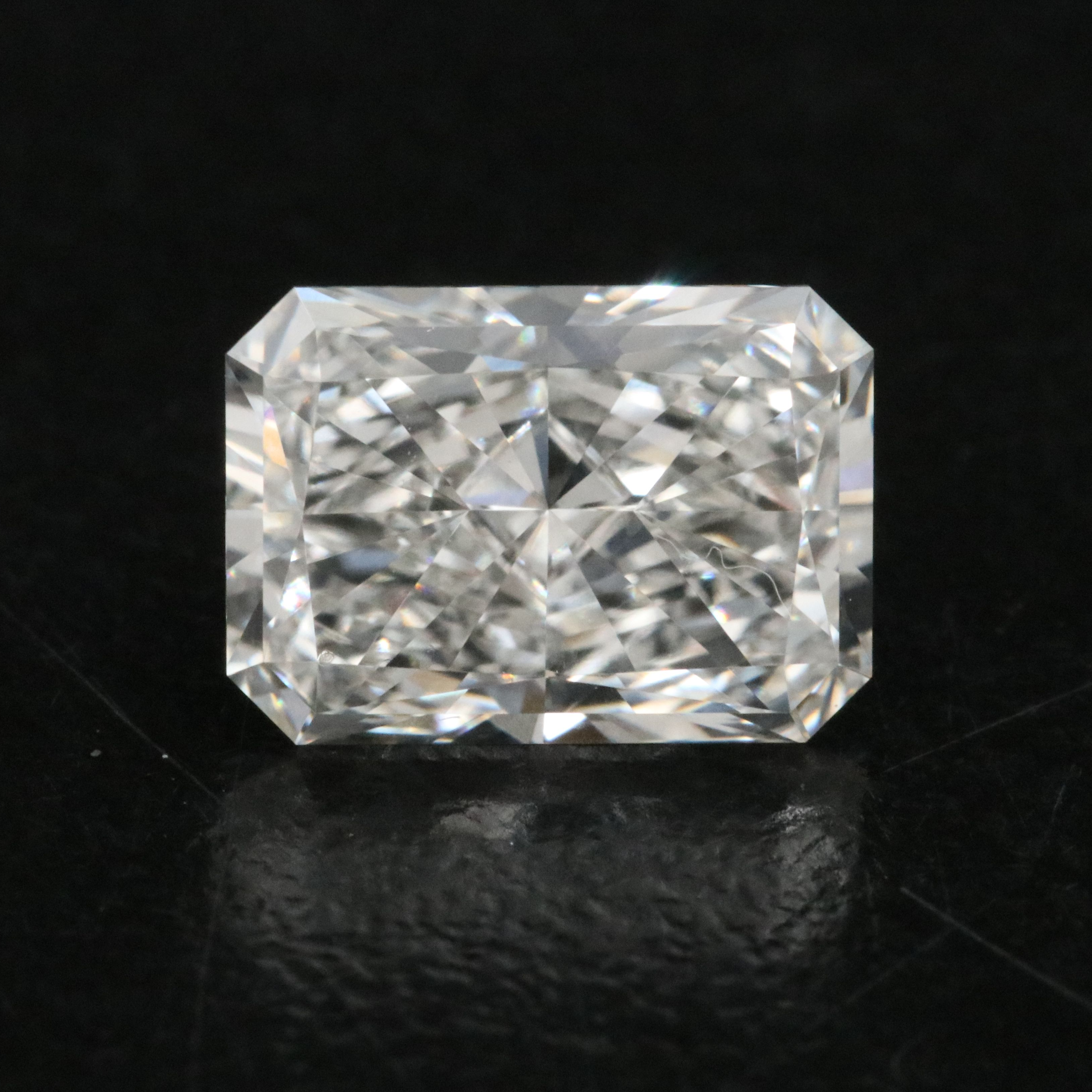 Loose 1.91 CT Lab Grown Diamond with IGI Report