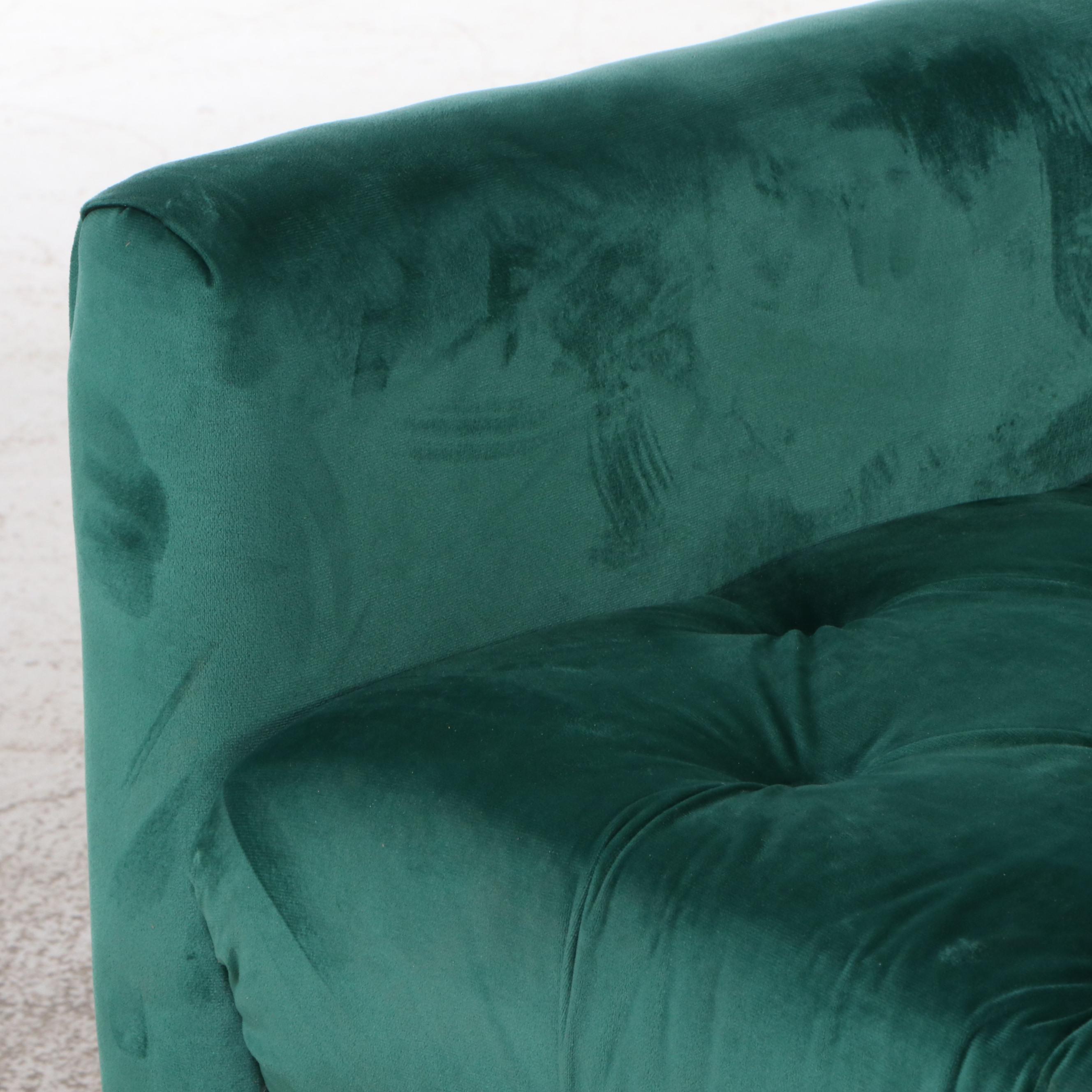Emerald Green Tufted Velvet Armchair
