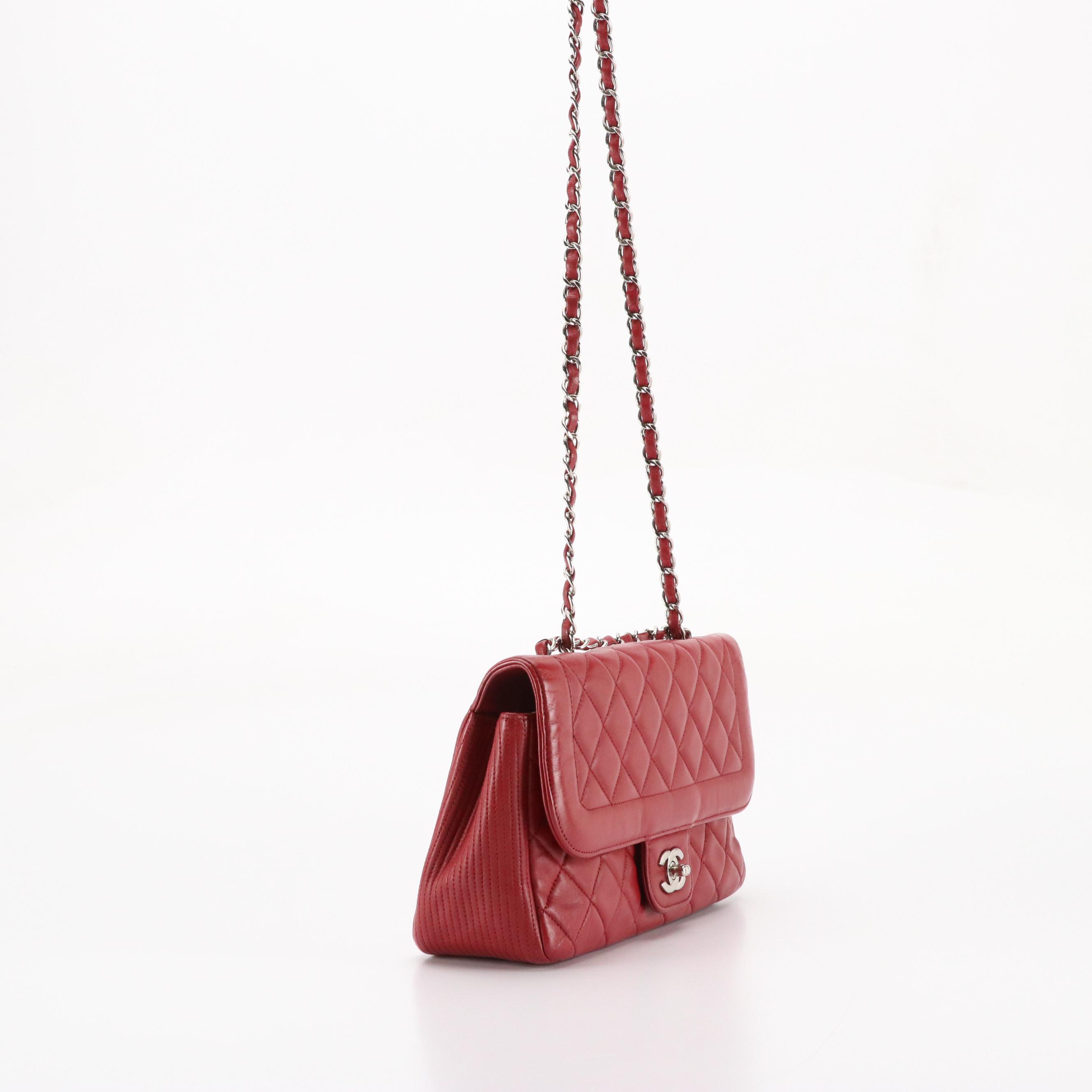 Chanel Classic Single Flap Small Shoulder Bag in Quilted Lambskin Leather