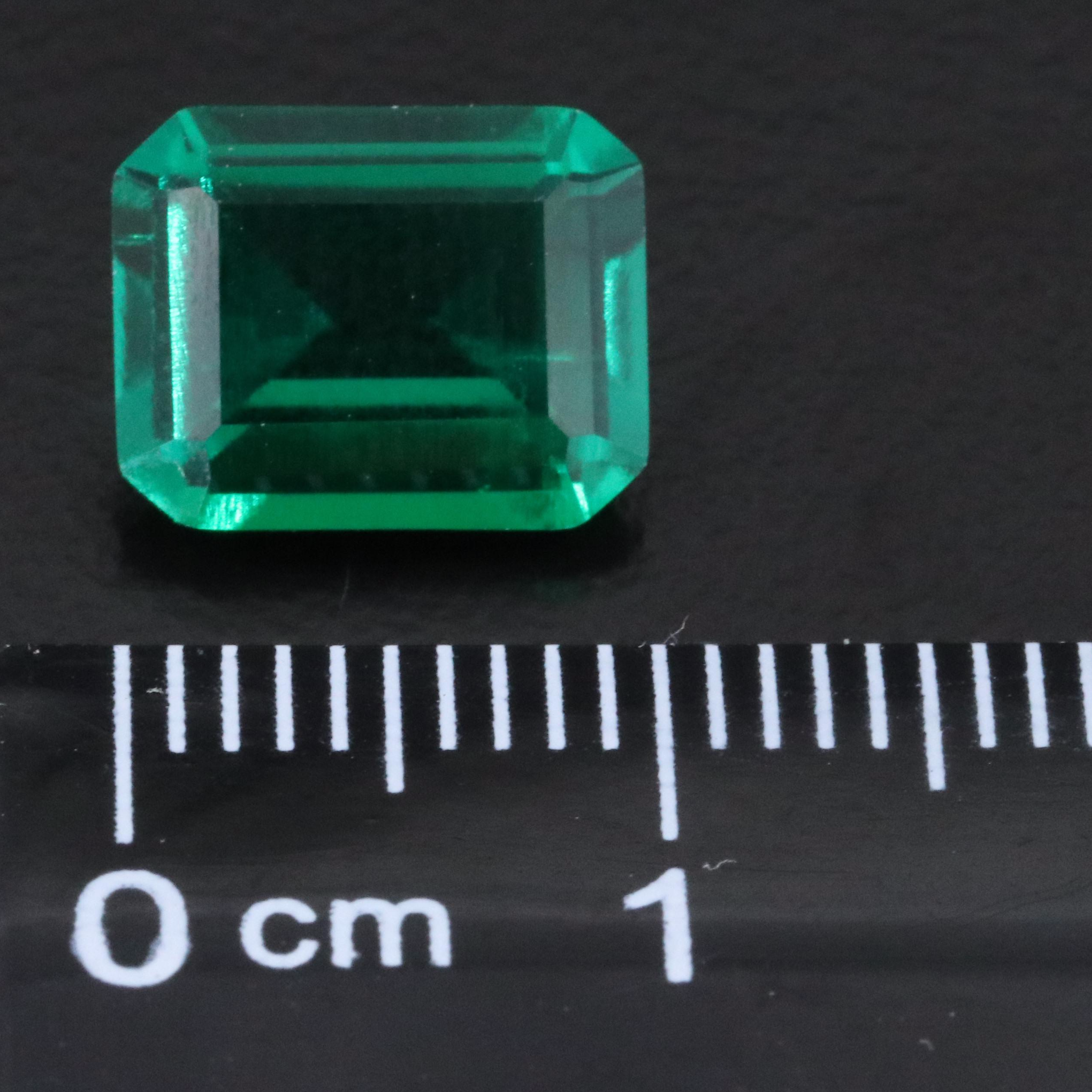 Loose 2.95 CT Lab Grown Emerald