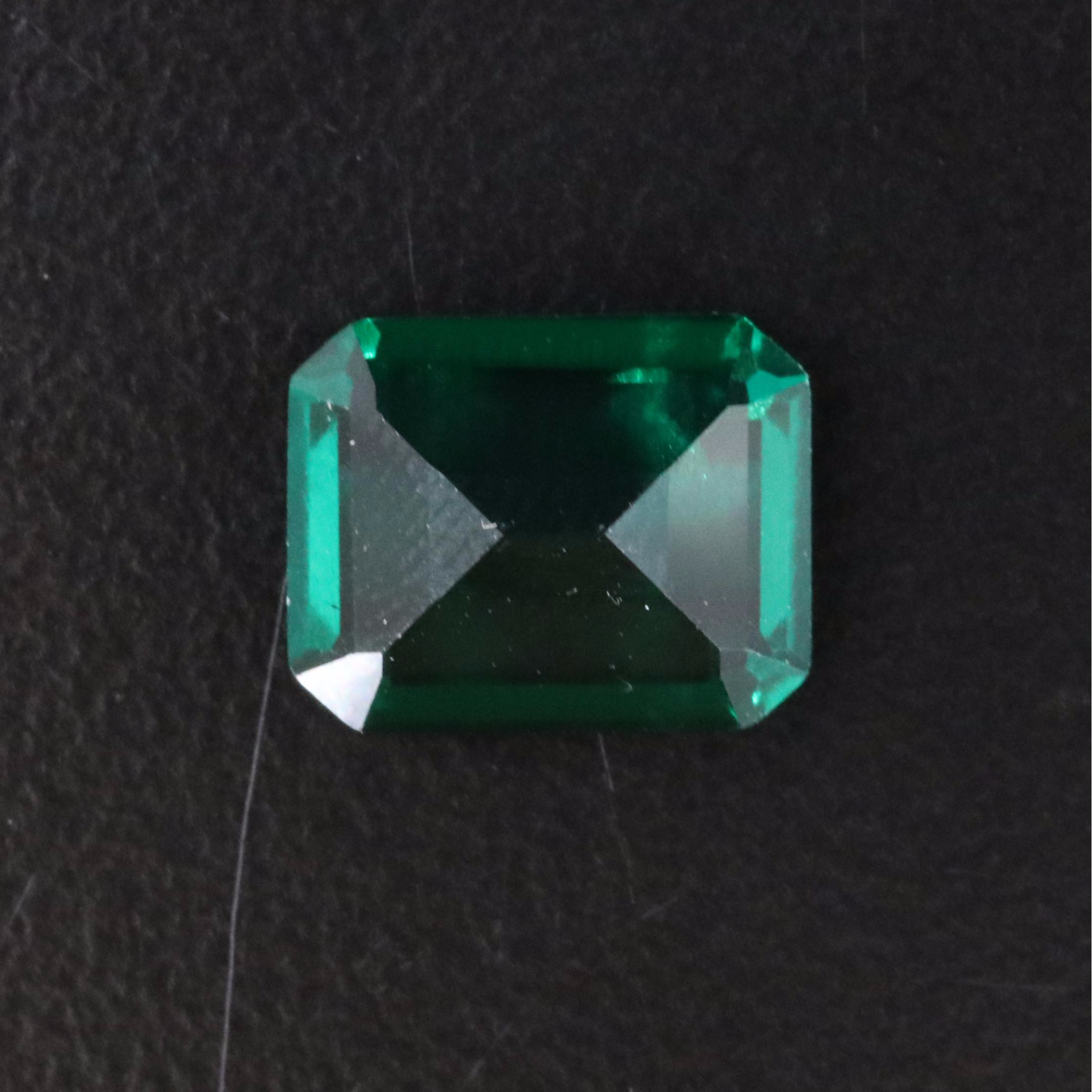 Loose 2.95 CT Lab Grown Emerald
