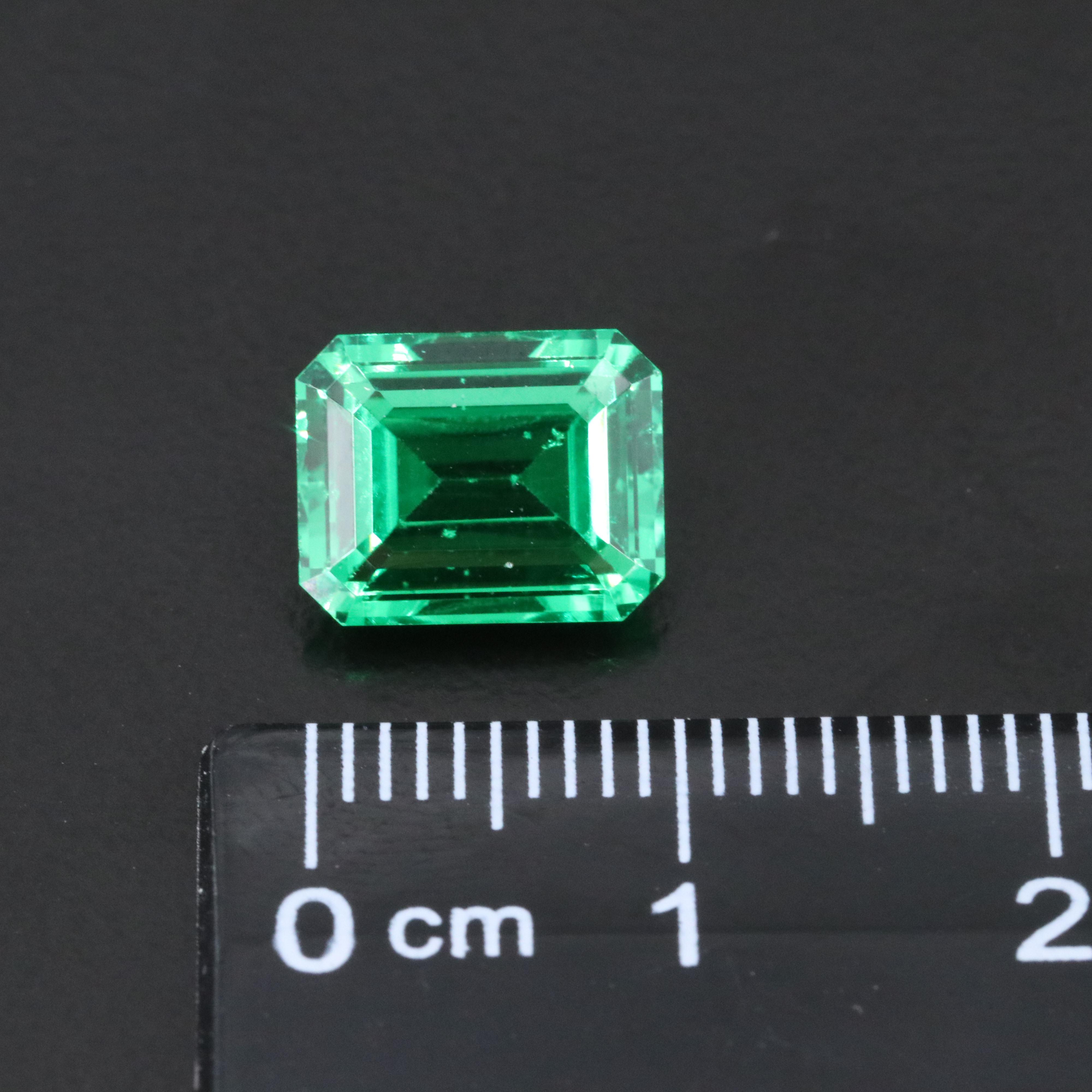 Loose 5.23 CT Lab Grown Emerald