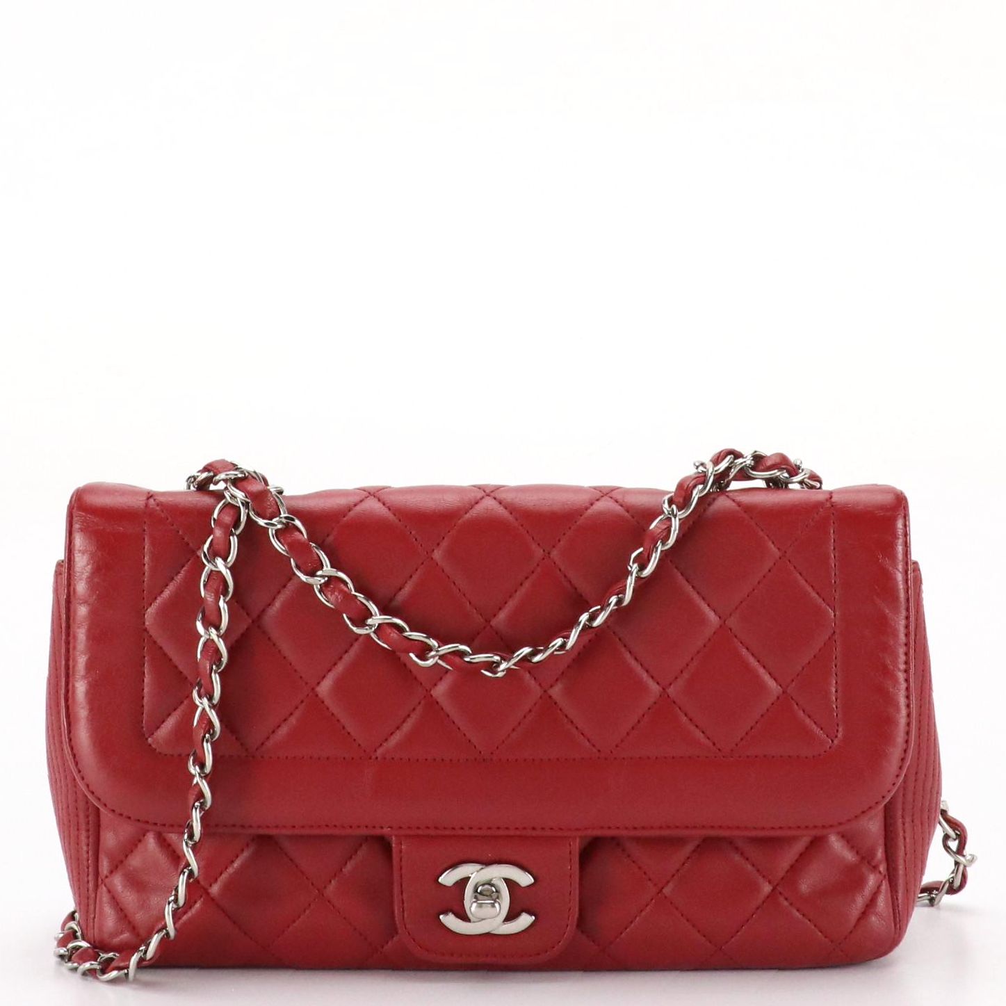 Chanel Classic Single Flap Small Shoulder Bag in Quilted Lambskin Leather
