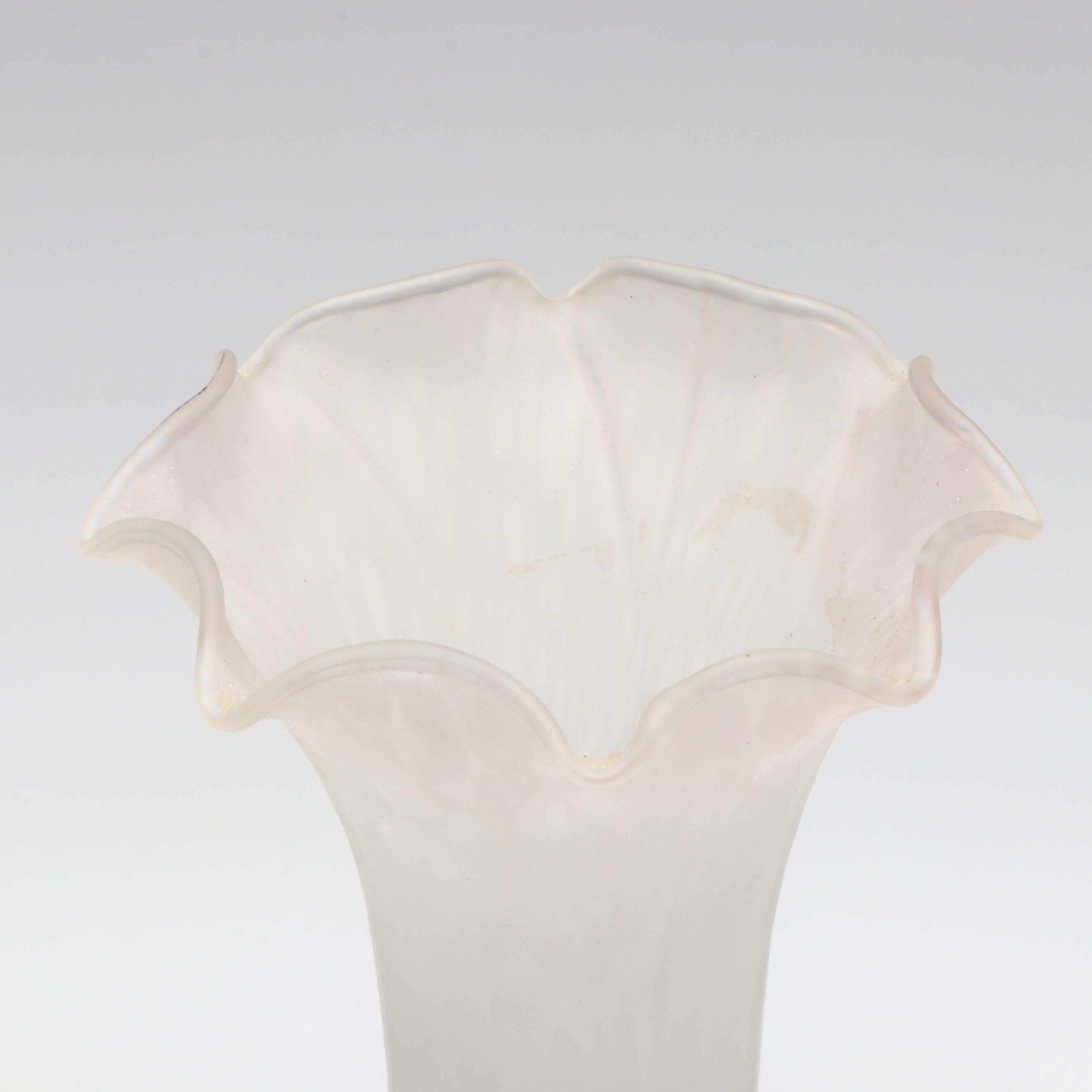 Art Nouveau Style Fluted Lily Glass Accent Lamp on Bronzed Metal Base