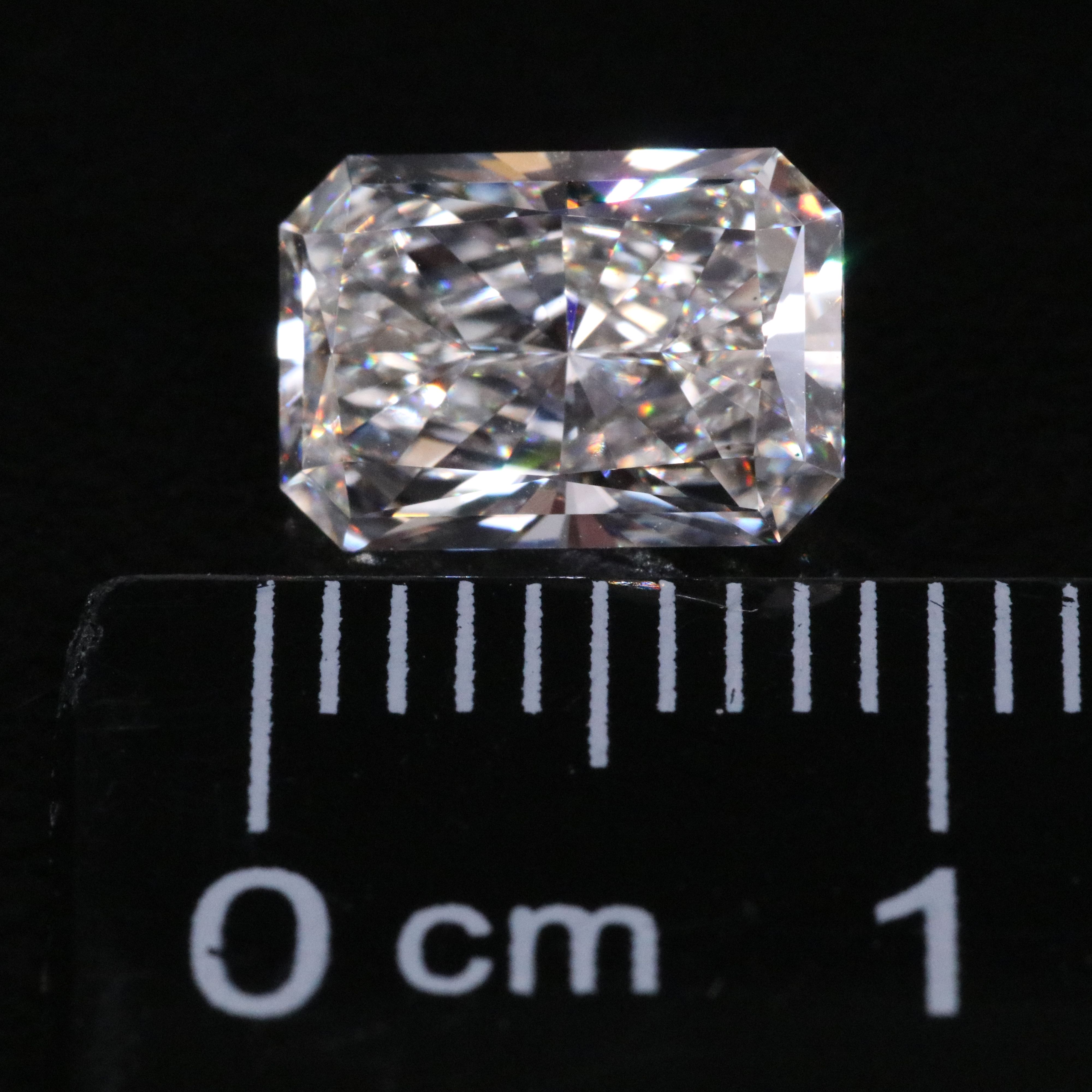 Loose 1.75 CT Lab Grown Diamond with IGI Report