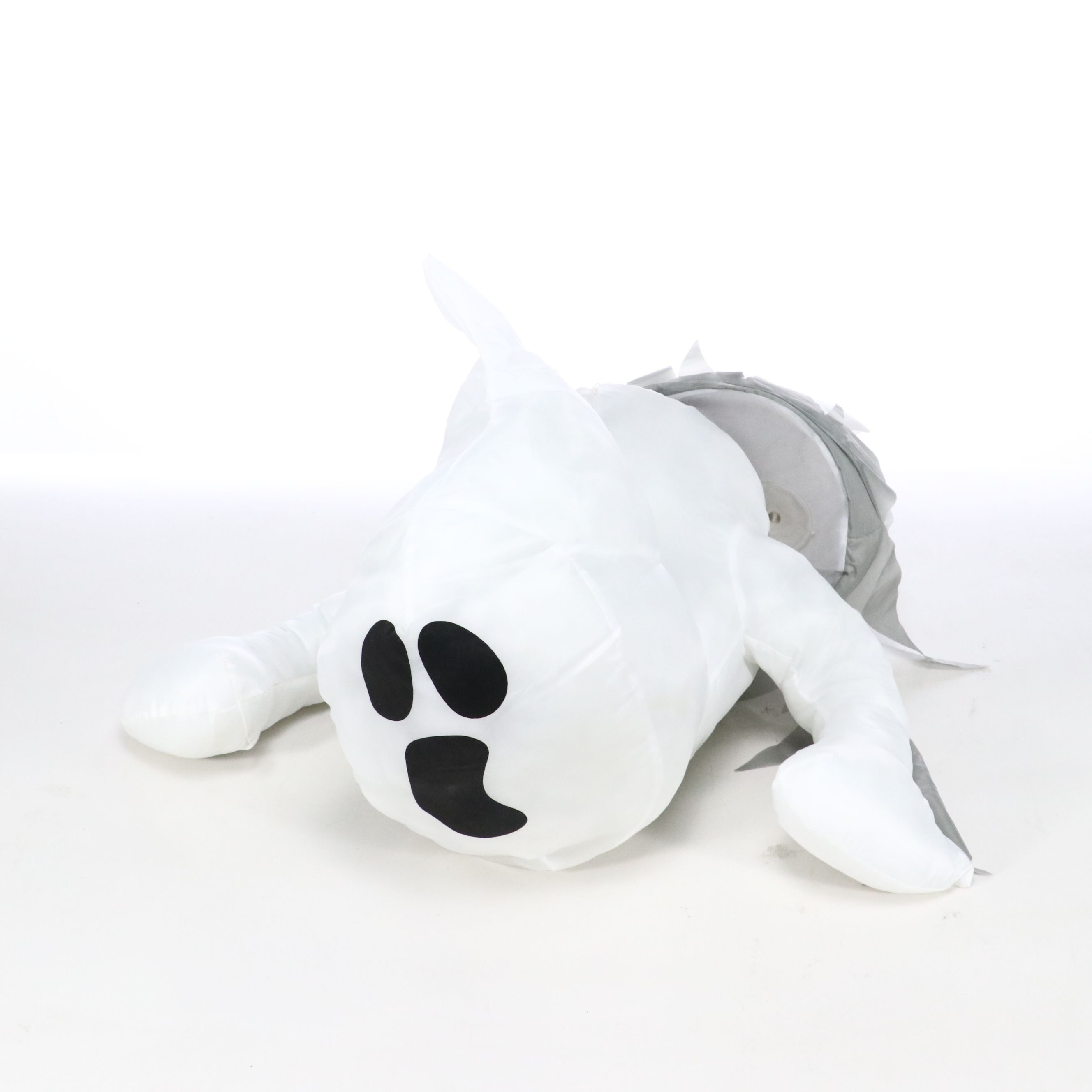 Direct International "Happy Halloween" Sign with More Halloween Décor