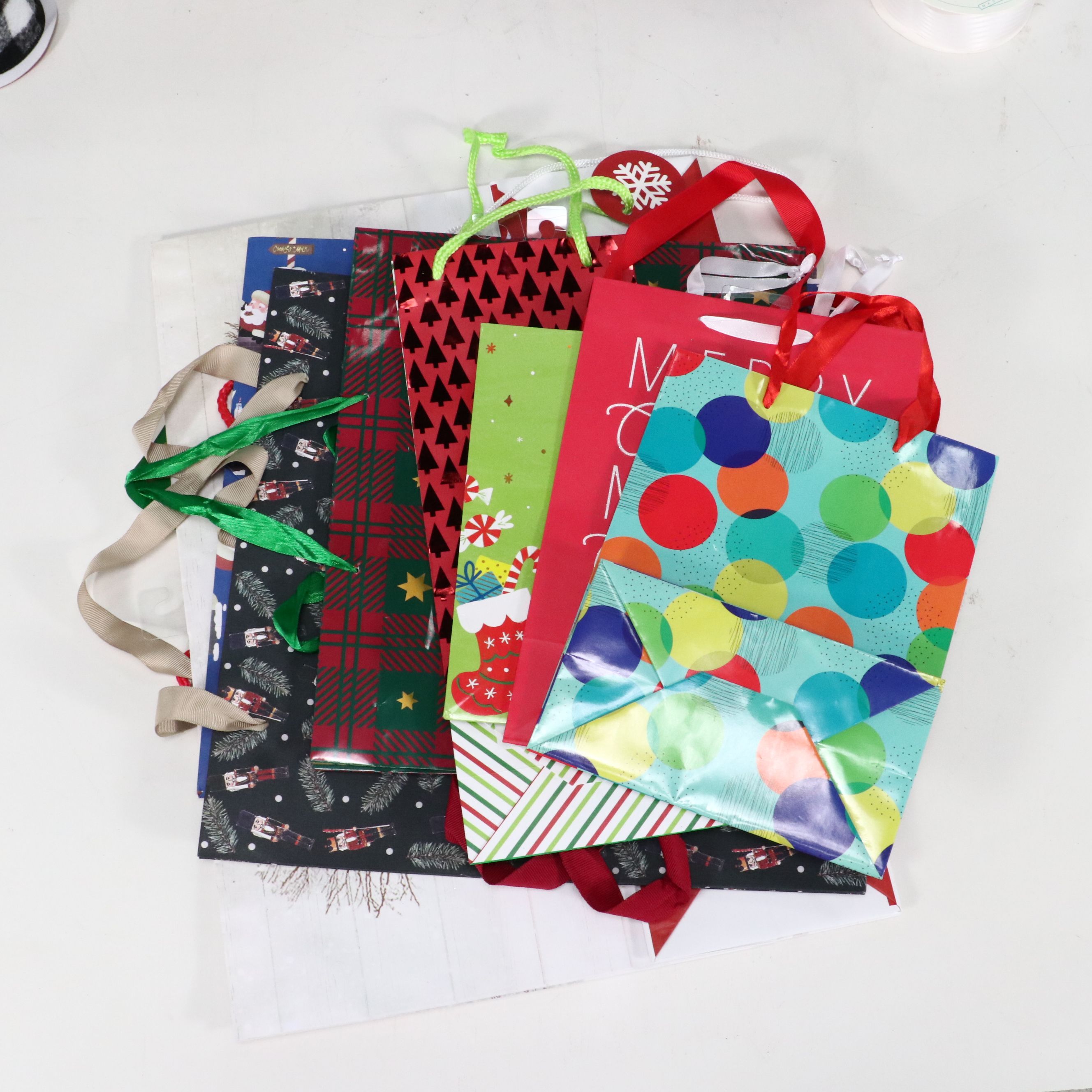 Gift Wrapping Ribbons, Bags and Filling Materials
