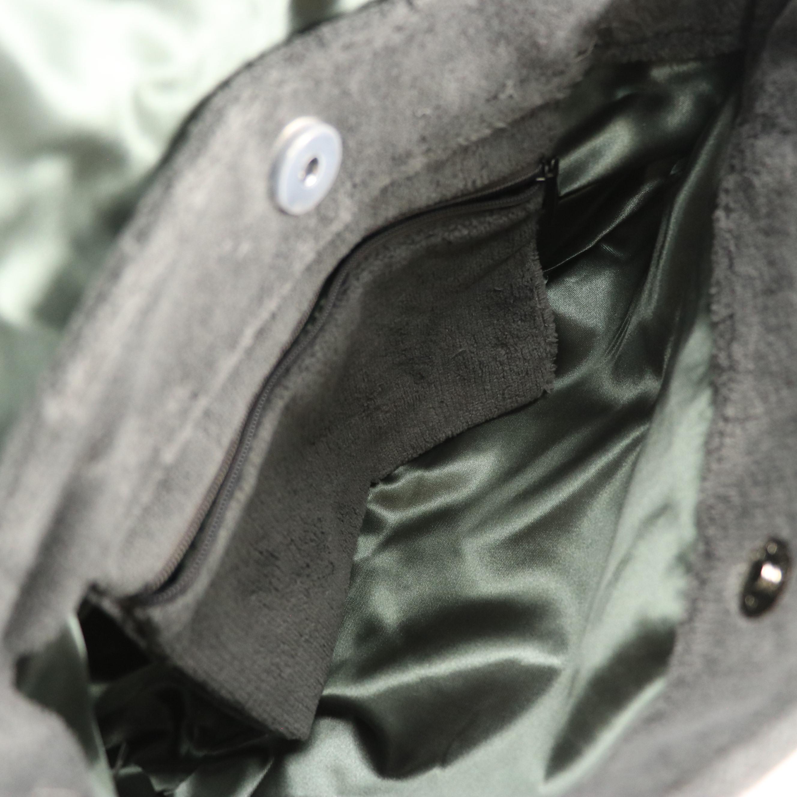 Chanel Makeup Précision Promotional CC Front Flap Crossbody Bag in Fuzzy Gray