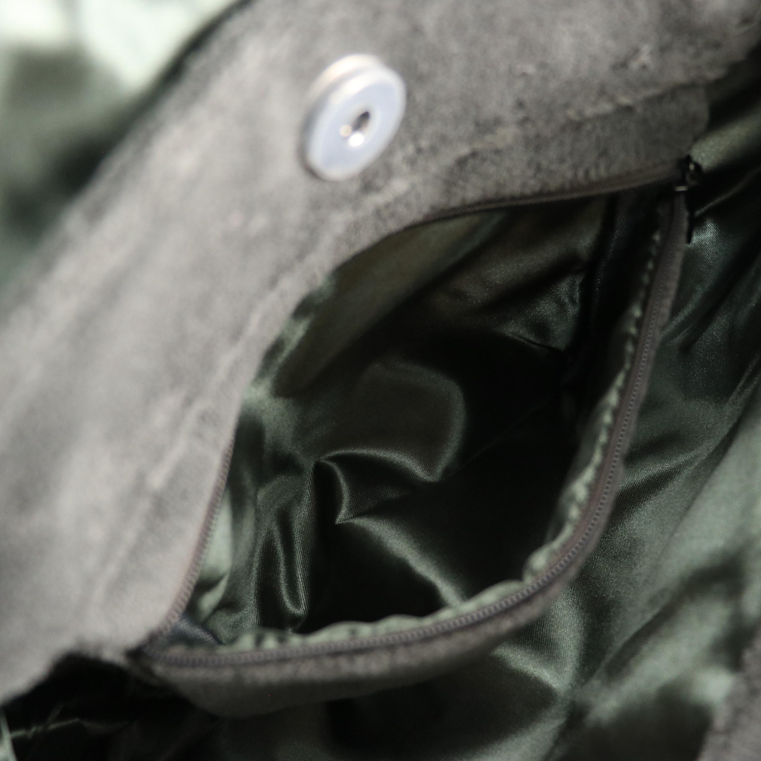 Chanel Makeup Précision Promotional CC Front Flap Crossbody Bag in Fuzzy Gray