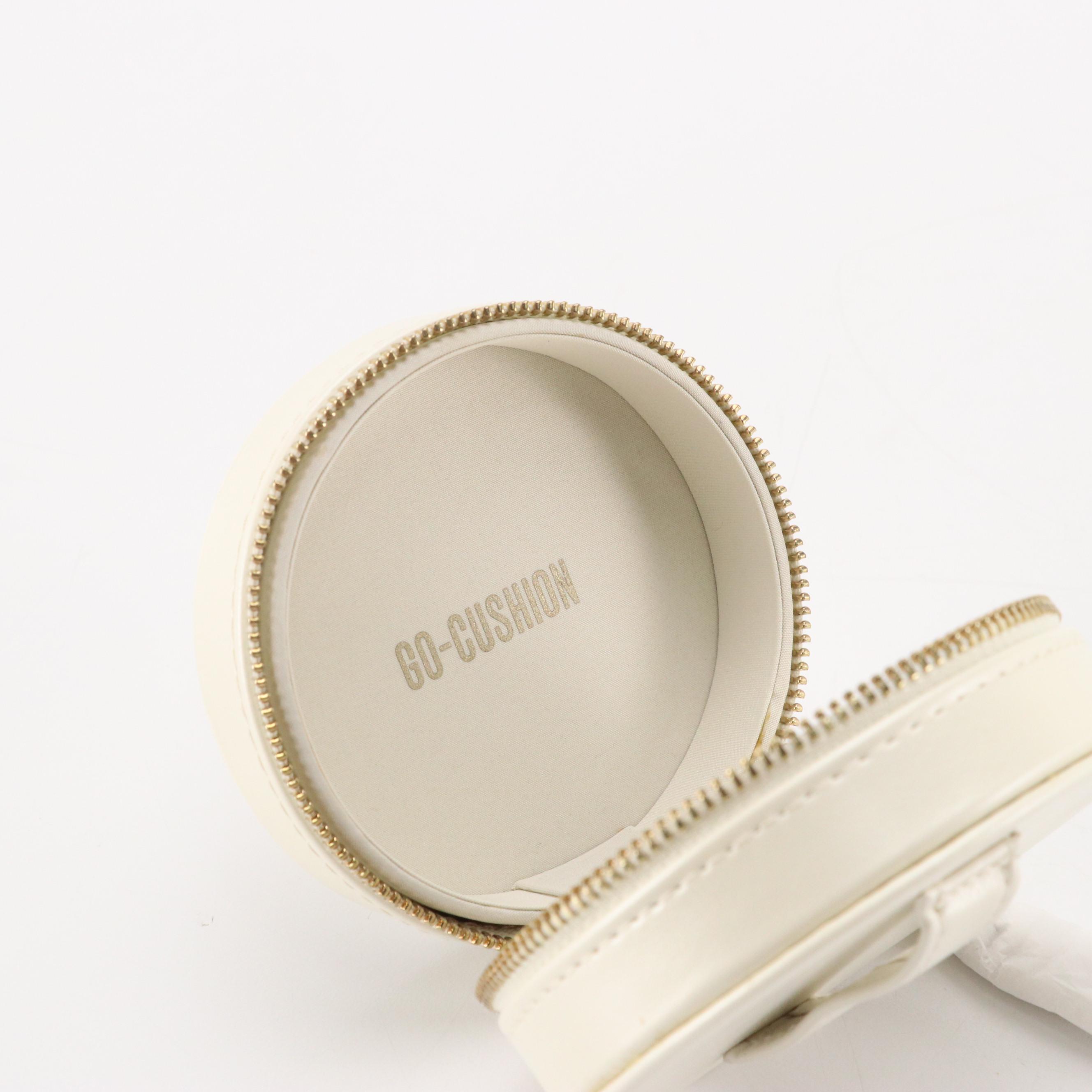 Valentino Beauty Promotional Go-Cushion Mini Round Zip Case