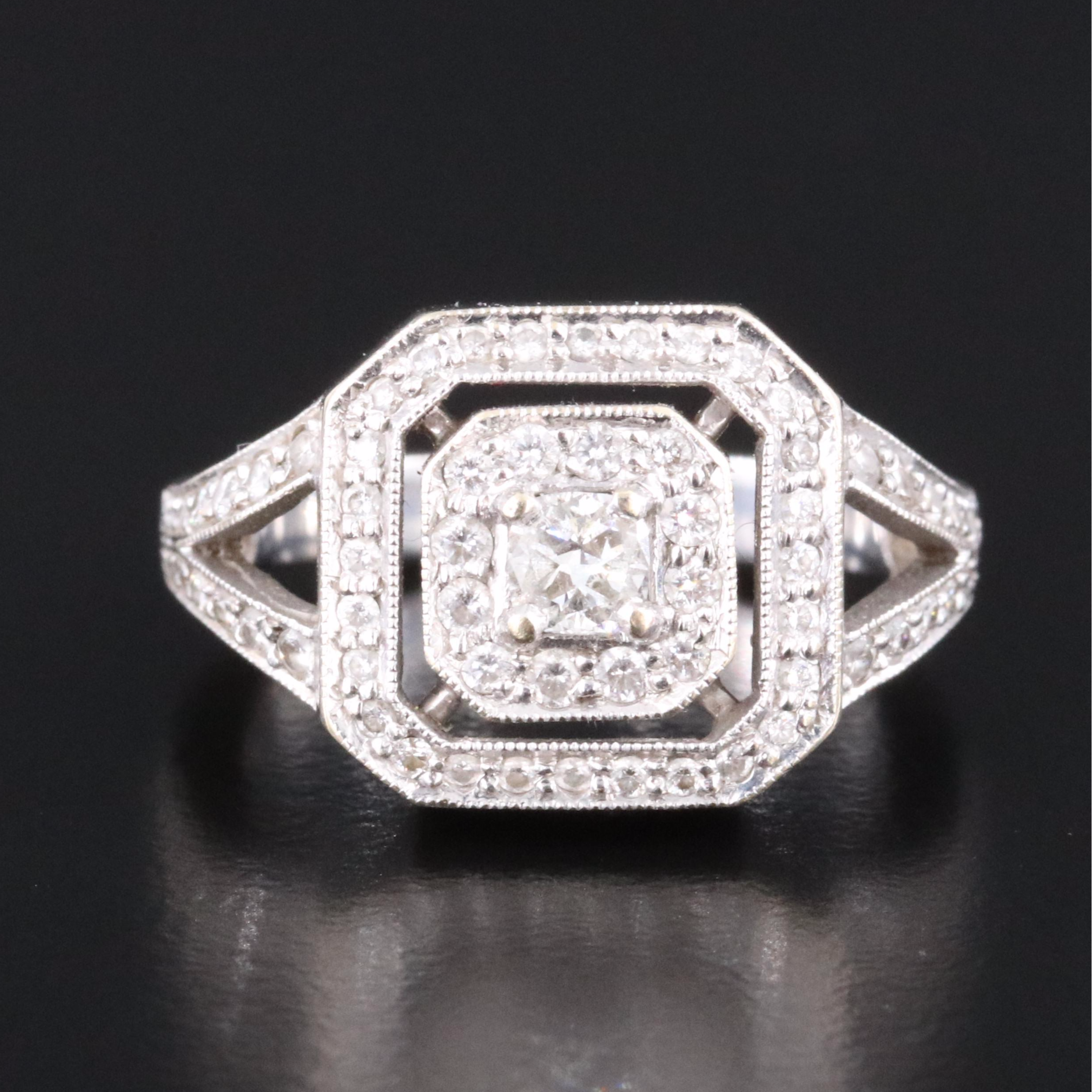 18K 0.80 CTW Diamond Ring