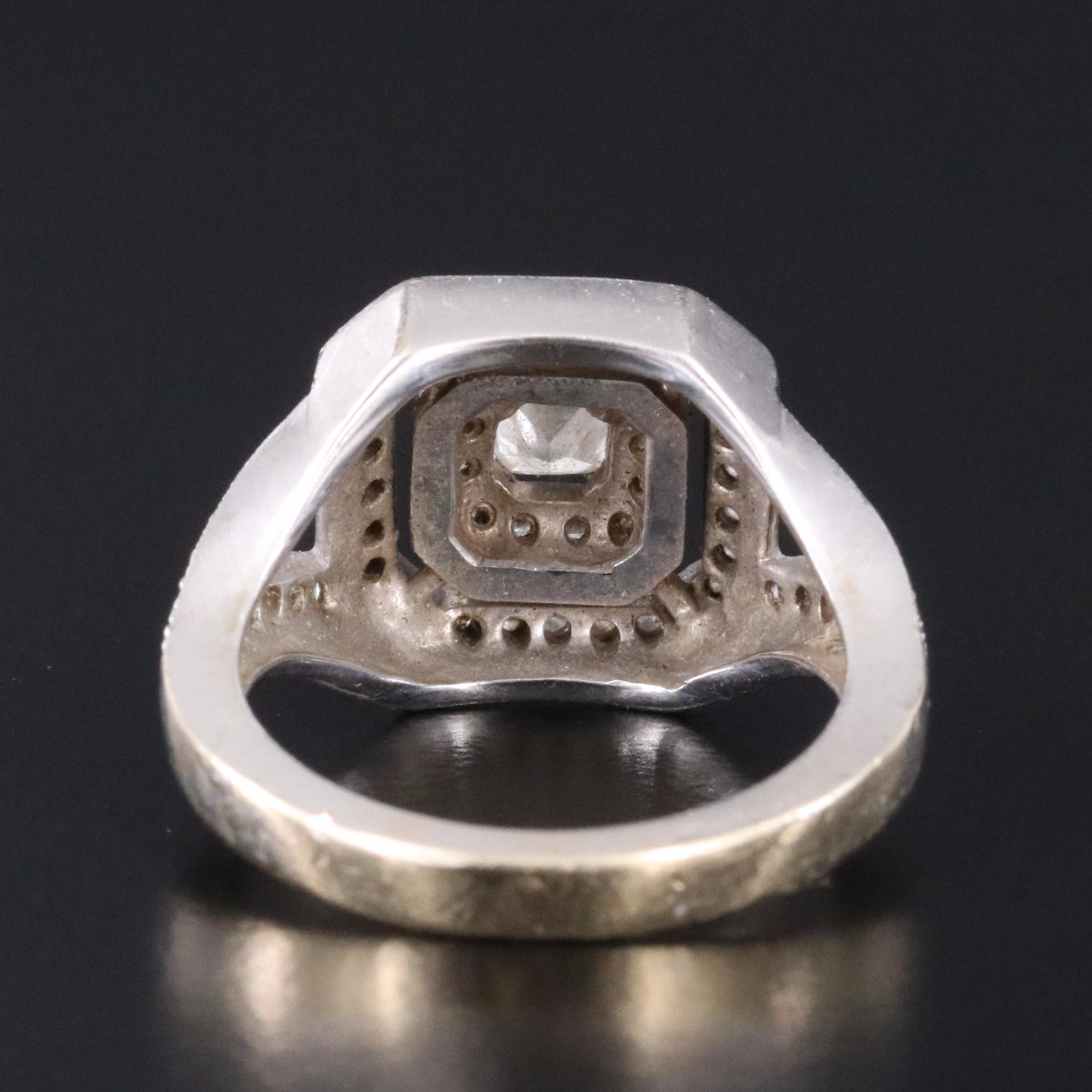 18K 0.80 CTW Diamond Ring