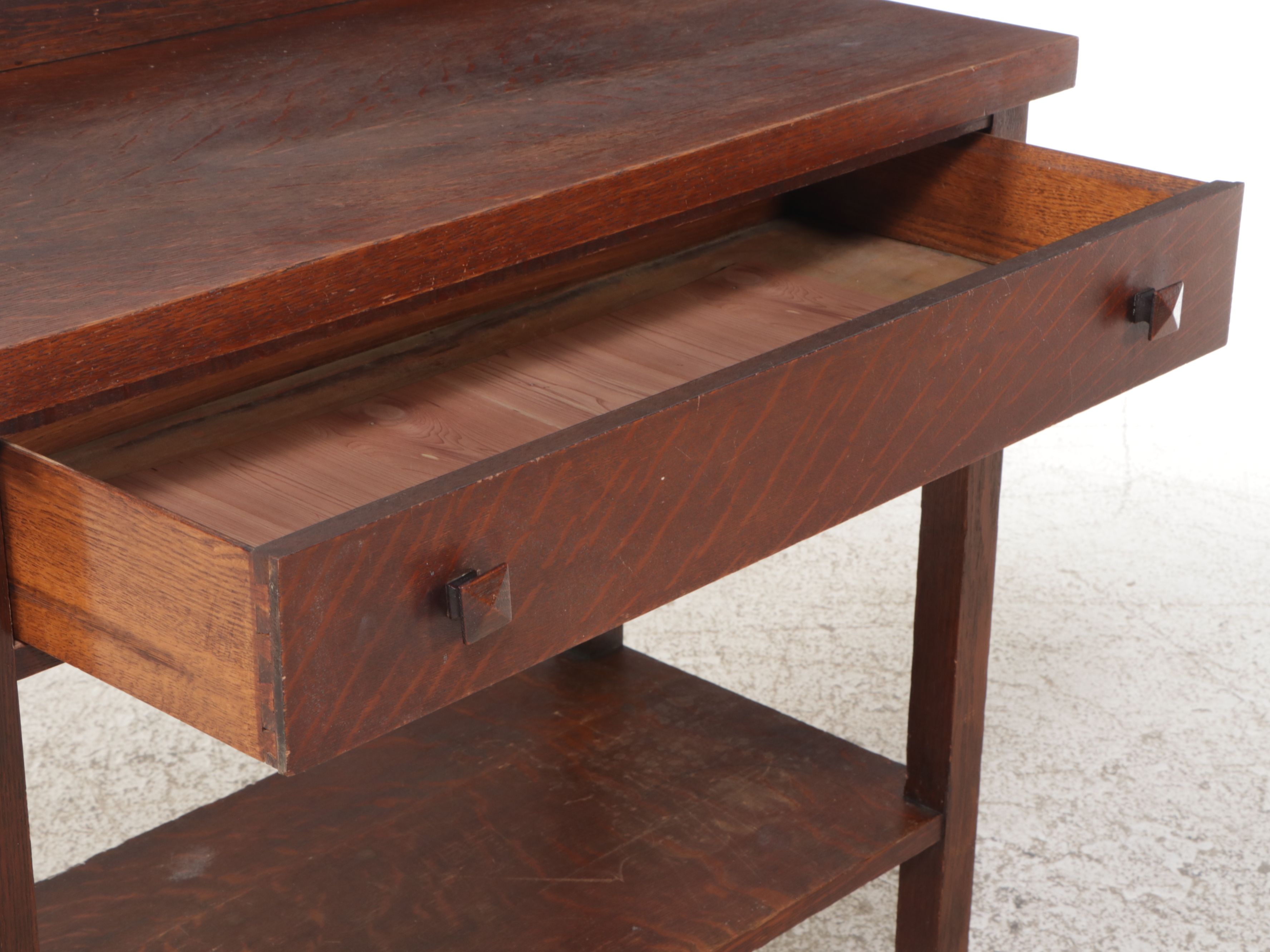 Mission Style Quartersawn Oak Washstand, Early 20th Century