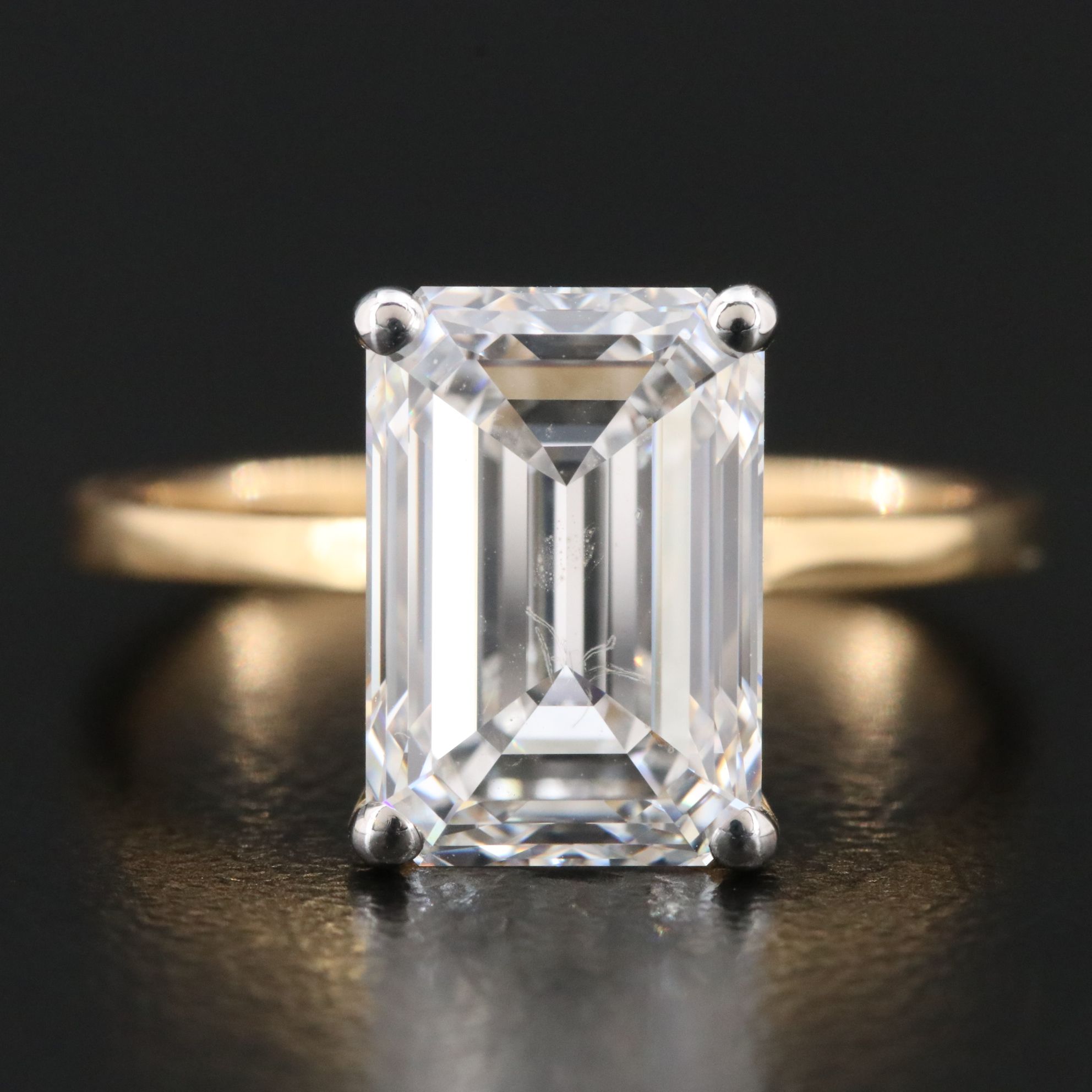 18K 4.08 CT Lab Grown Diamond Solitaire Ring with IGI Report