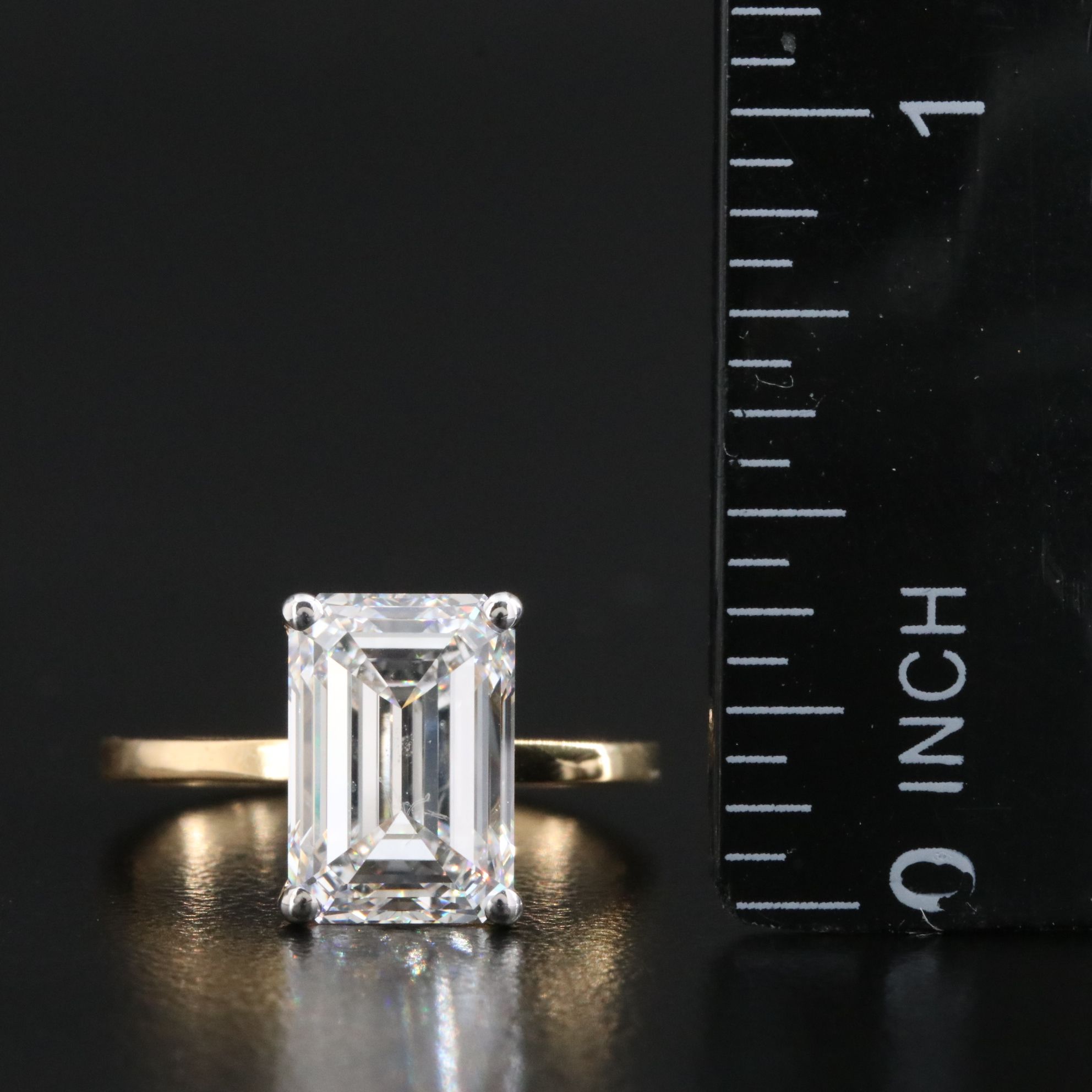 18K 4.08 CT Lab Grown Diamond Solitaire Ring with IGI Report