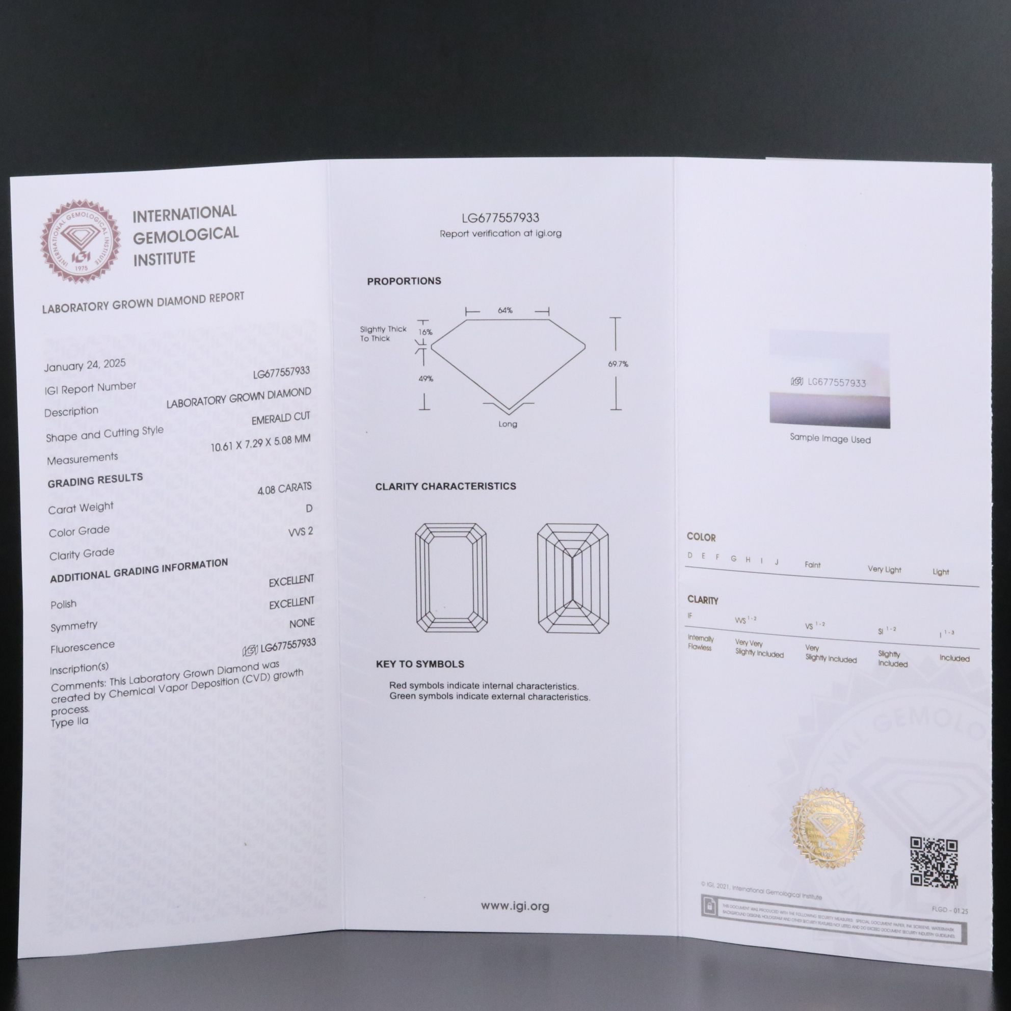 18K 4.08 CT Lab Grown Diamond Solitaire Ring with IGI Report