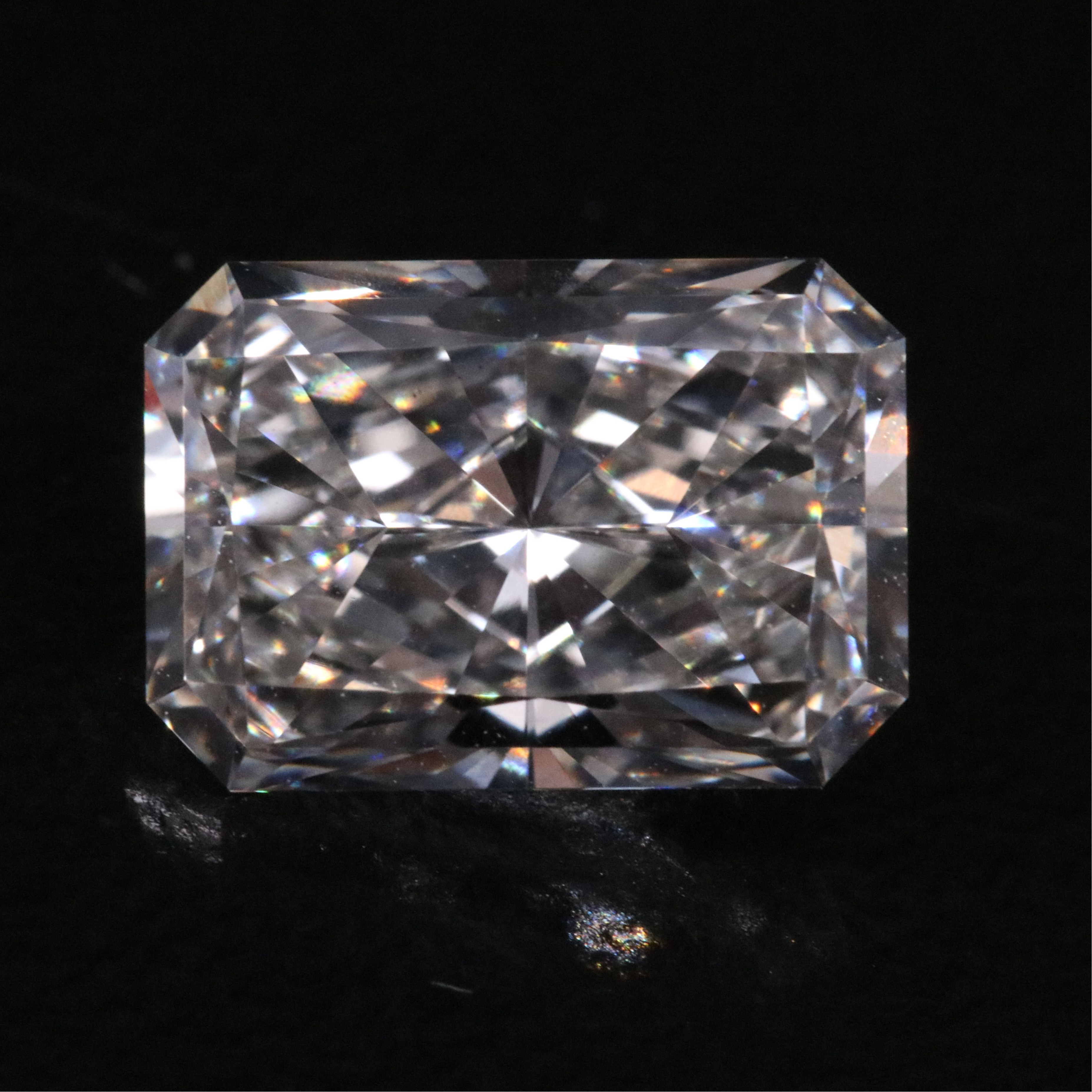 Loose 2.19 CT Lab Grown Diamond with IGI Report