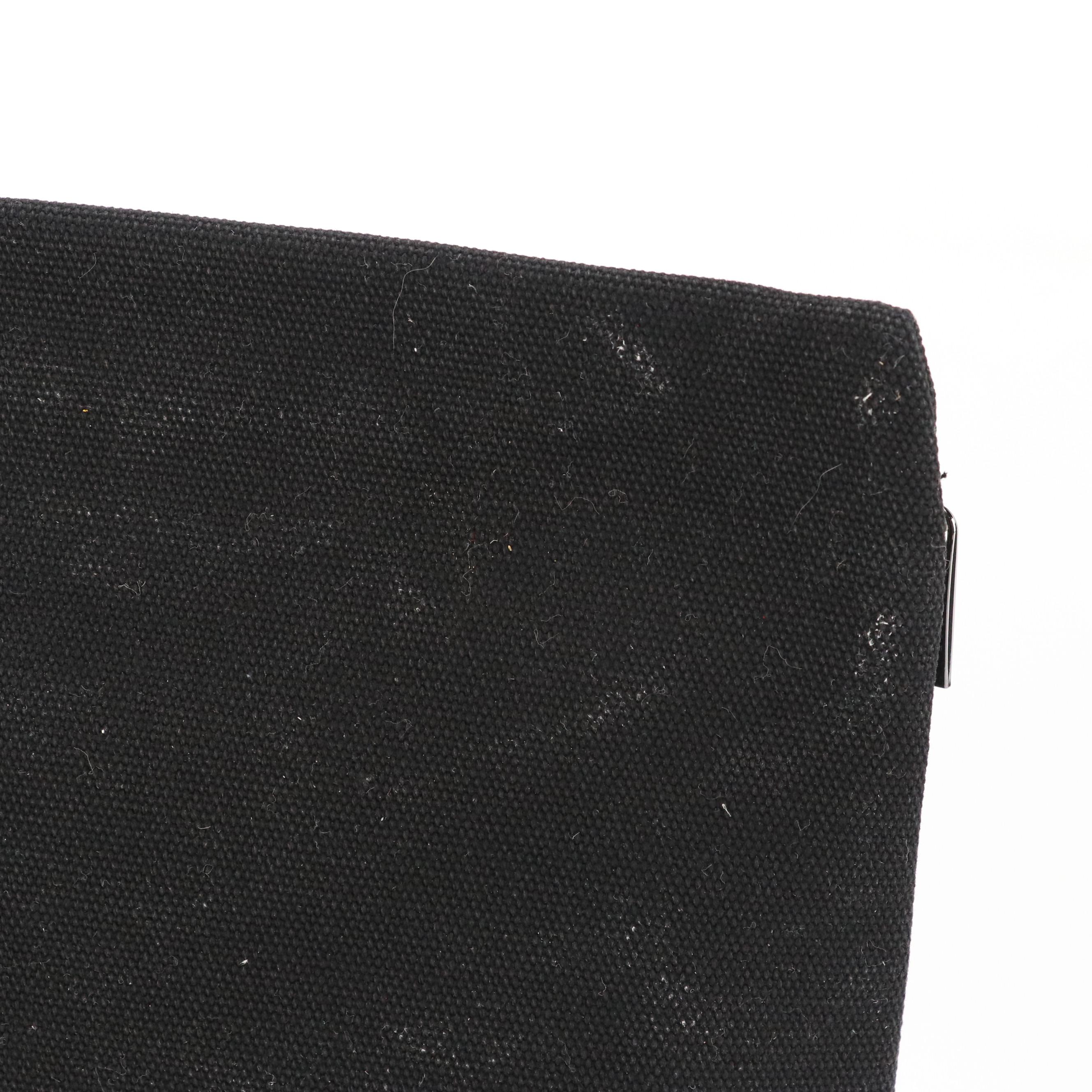 Chanel Beauté Promotional CC Zip Pouch in Black Canvas