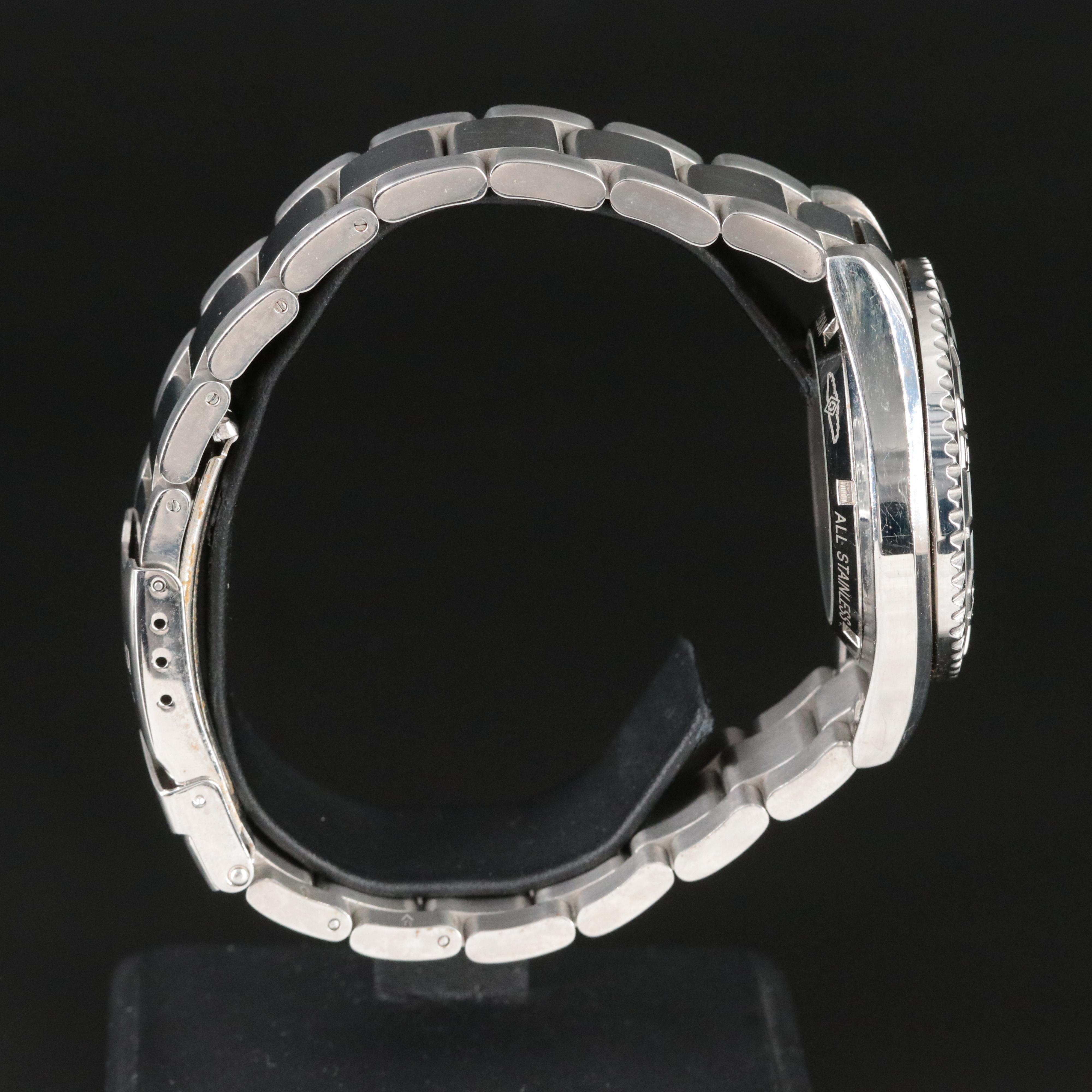 Invicta Pink Mother-of-Pearl Dial Stainless Steel Professional 200 Meters Watch