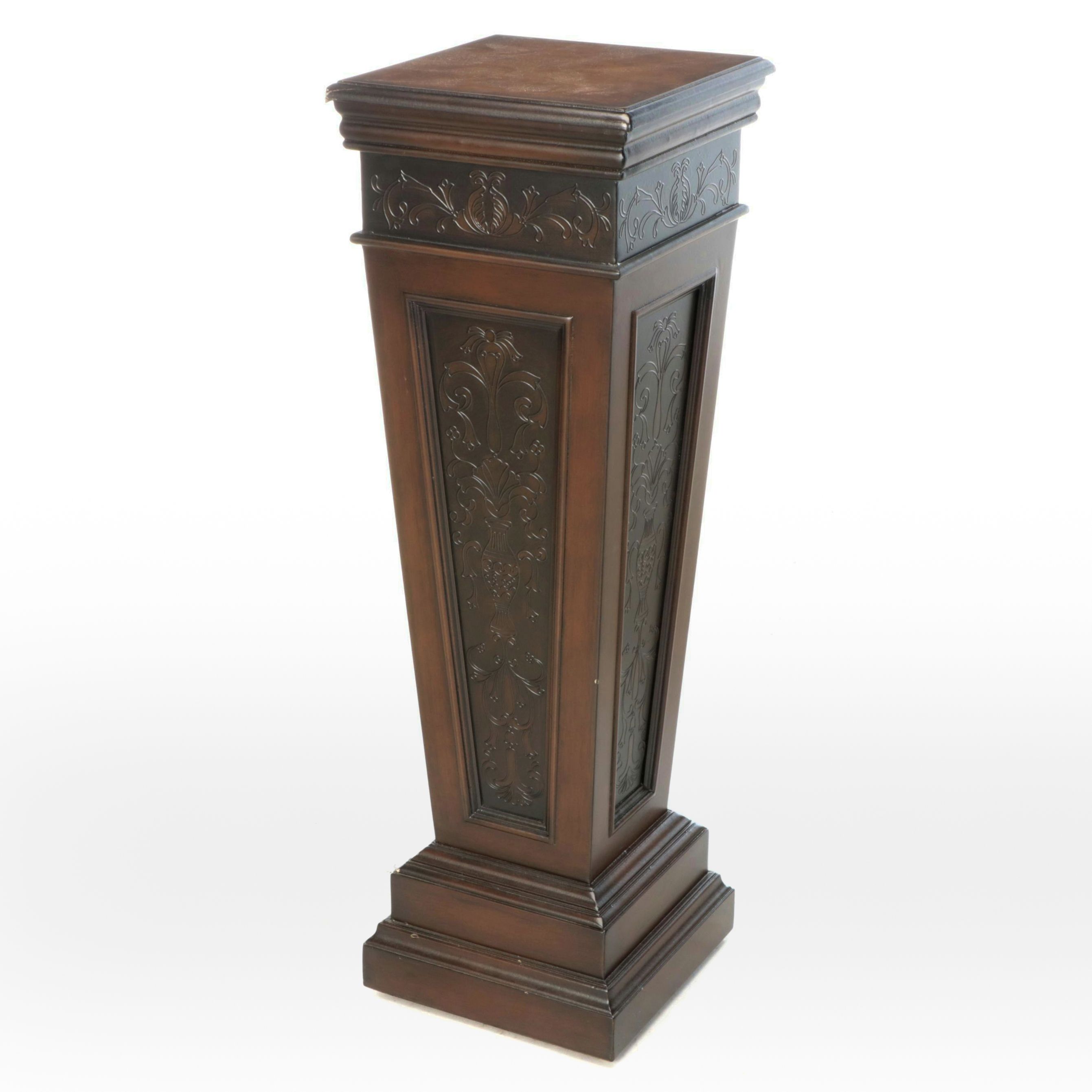 Home Meridian Faux Metal Inlay Accent Pedestal, 2018