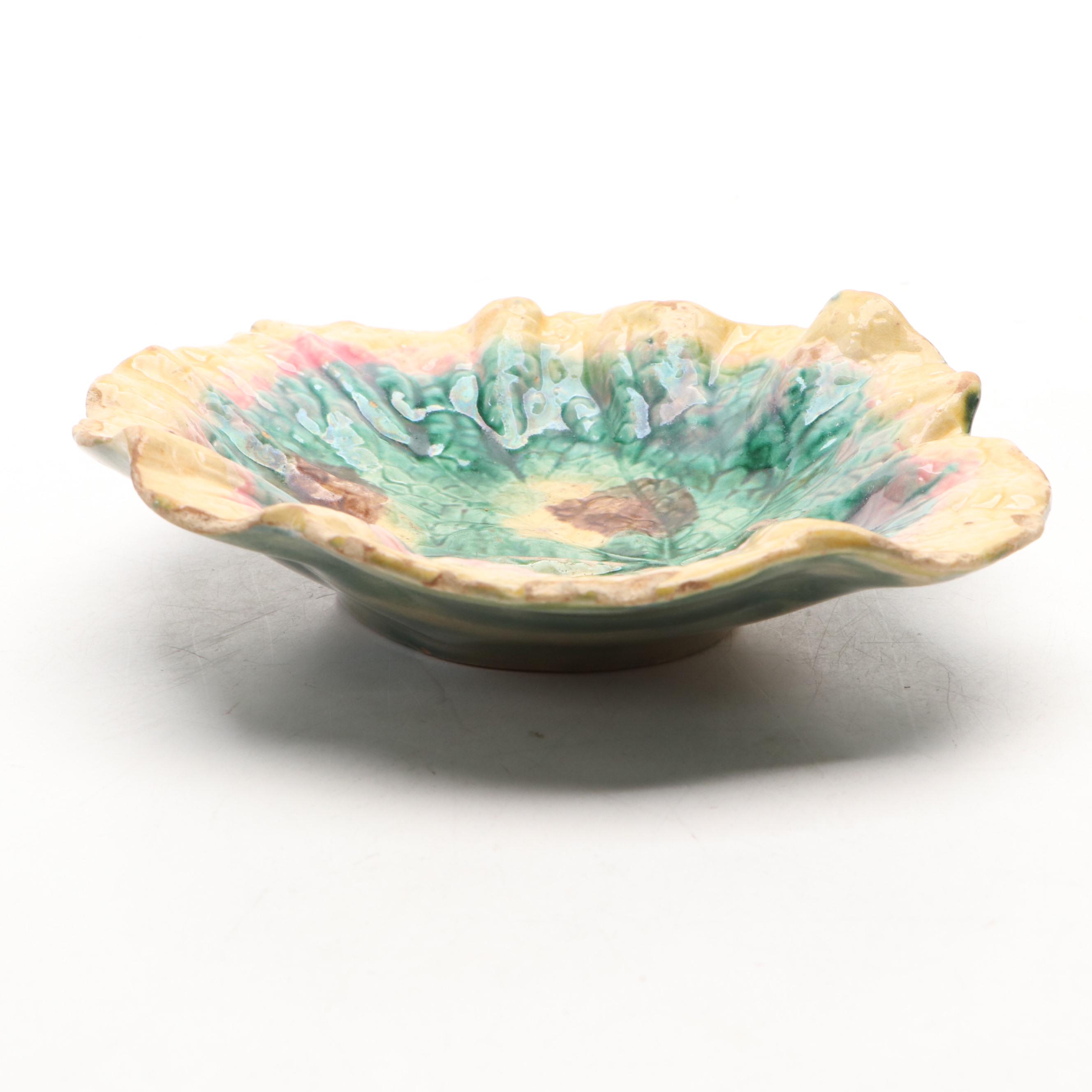 Griffen, Smith & Hill Etruscan Majolica Leaf Bowl with Crab Condiment Server