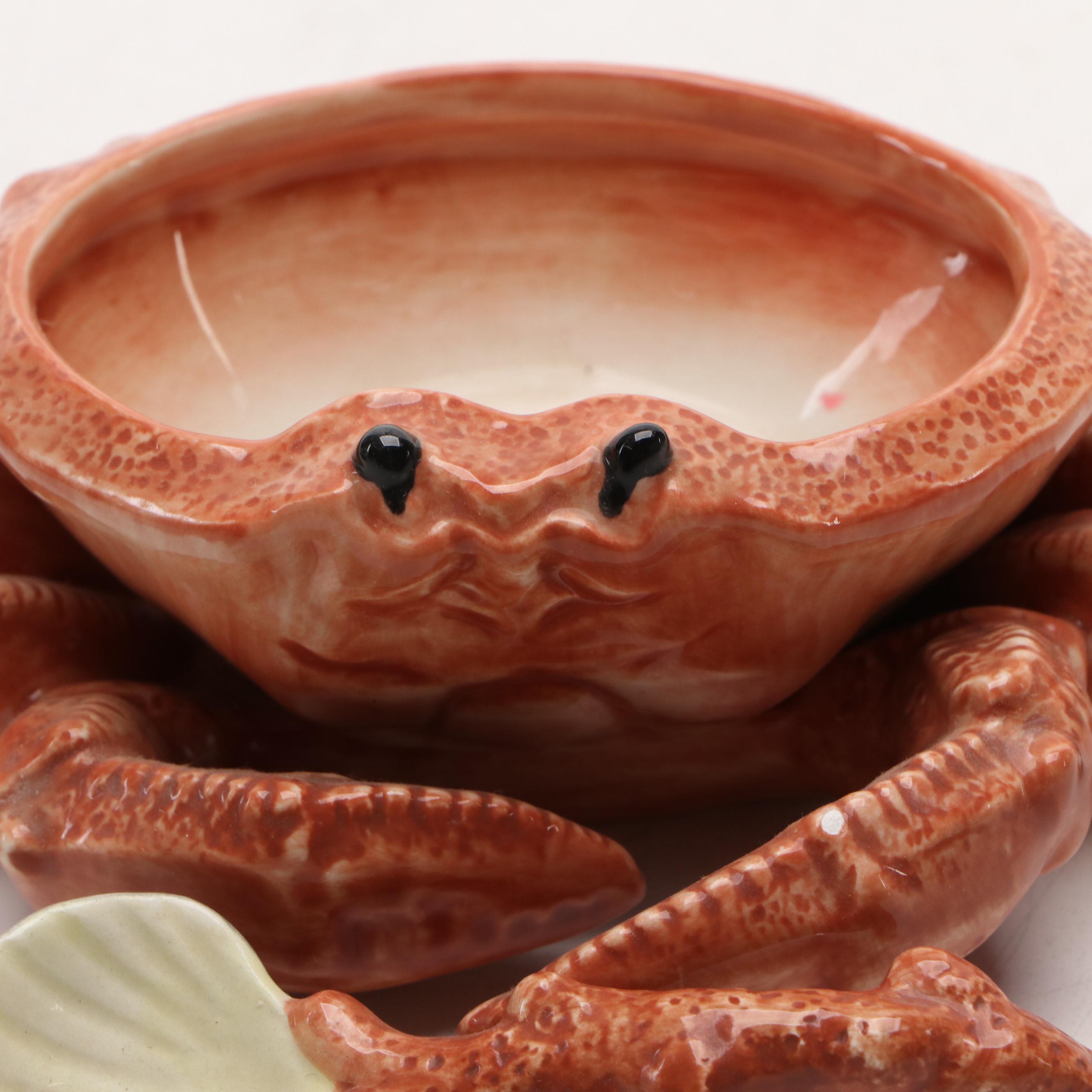 Griffen, Smith & Hill Etruscan Majolica Leaf Bowl with Crab Condiment Server