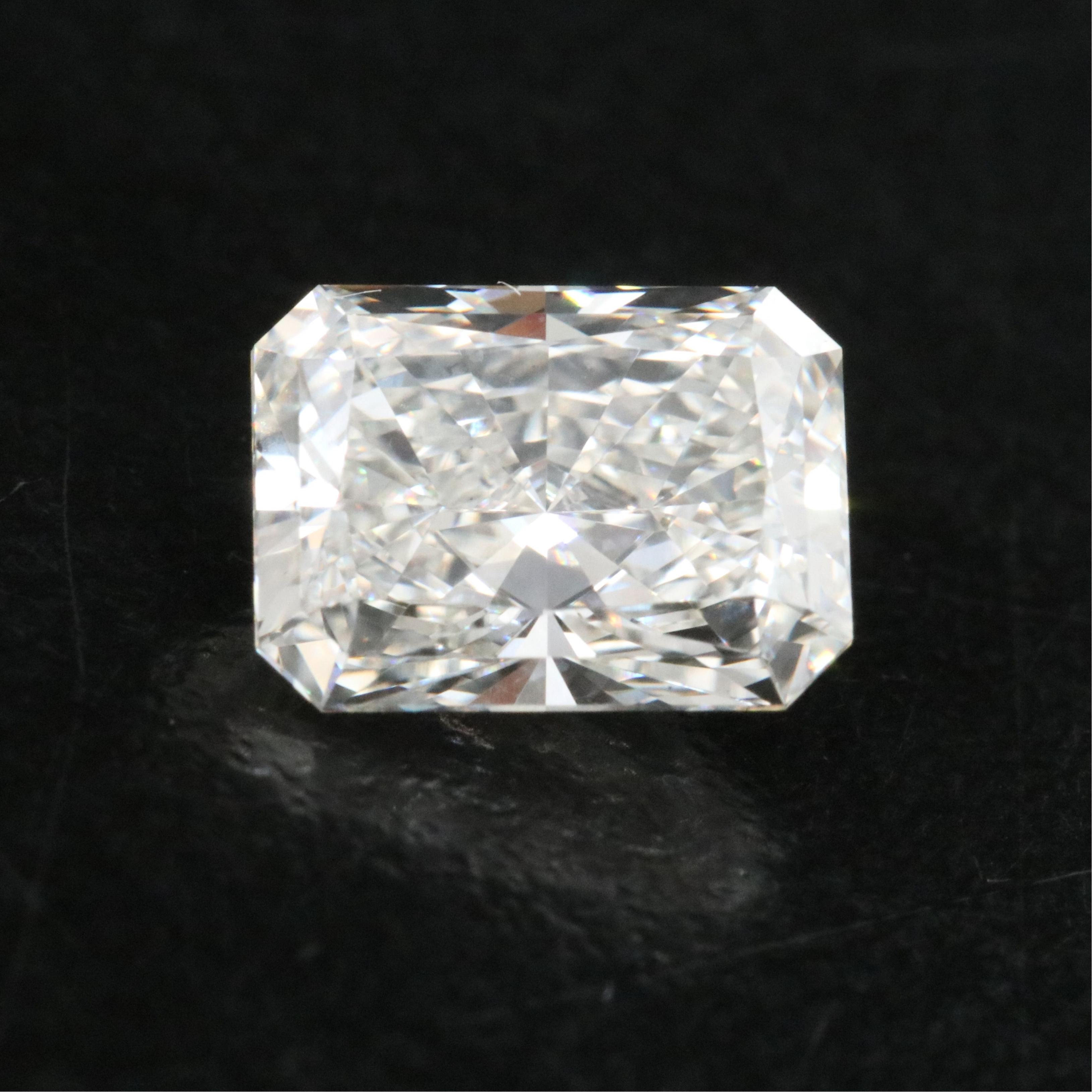 Loose 1.91 CT Lab Grown Diamond with IGI Report