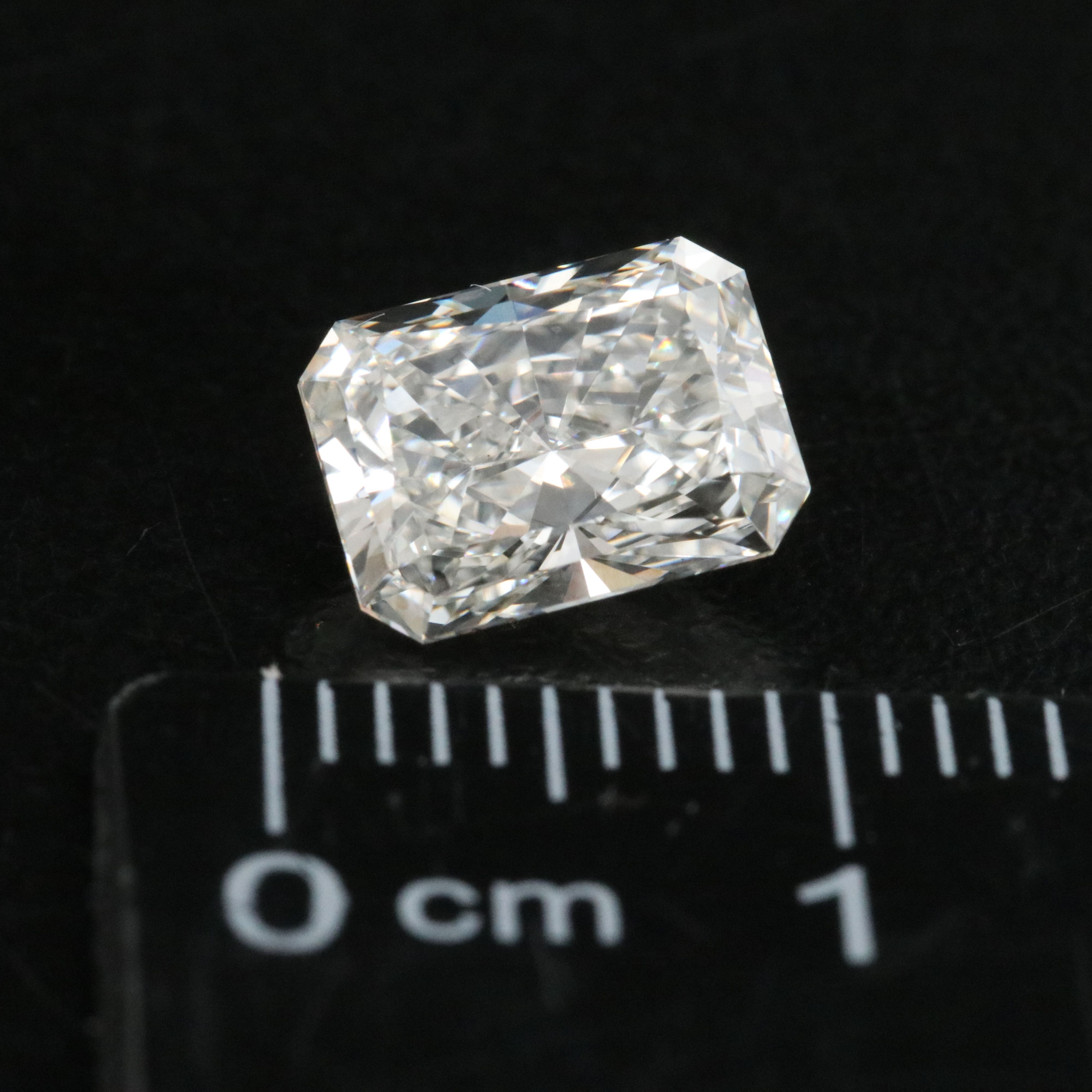 Loose 1.91 CT Lab Grown Diamond with IGI Report