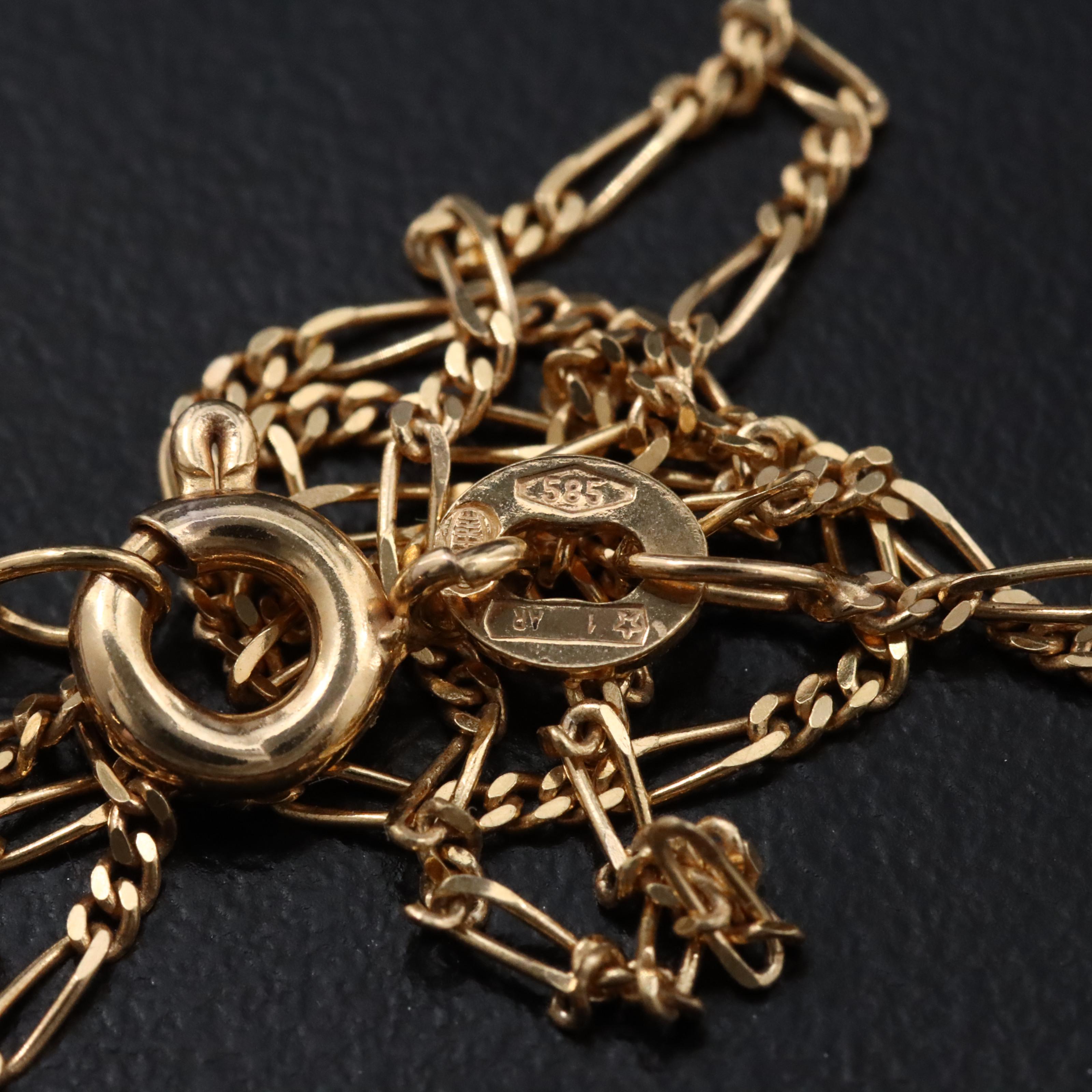 Italian Uno-A-Erre 10K Figaro Chain Necklace