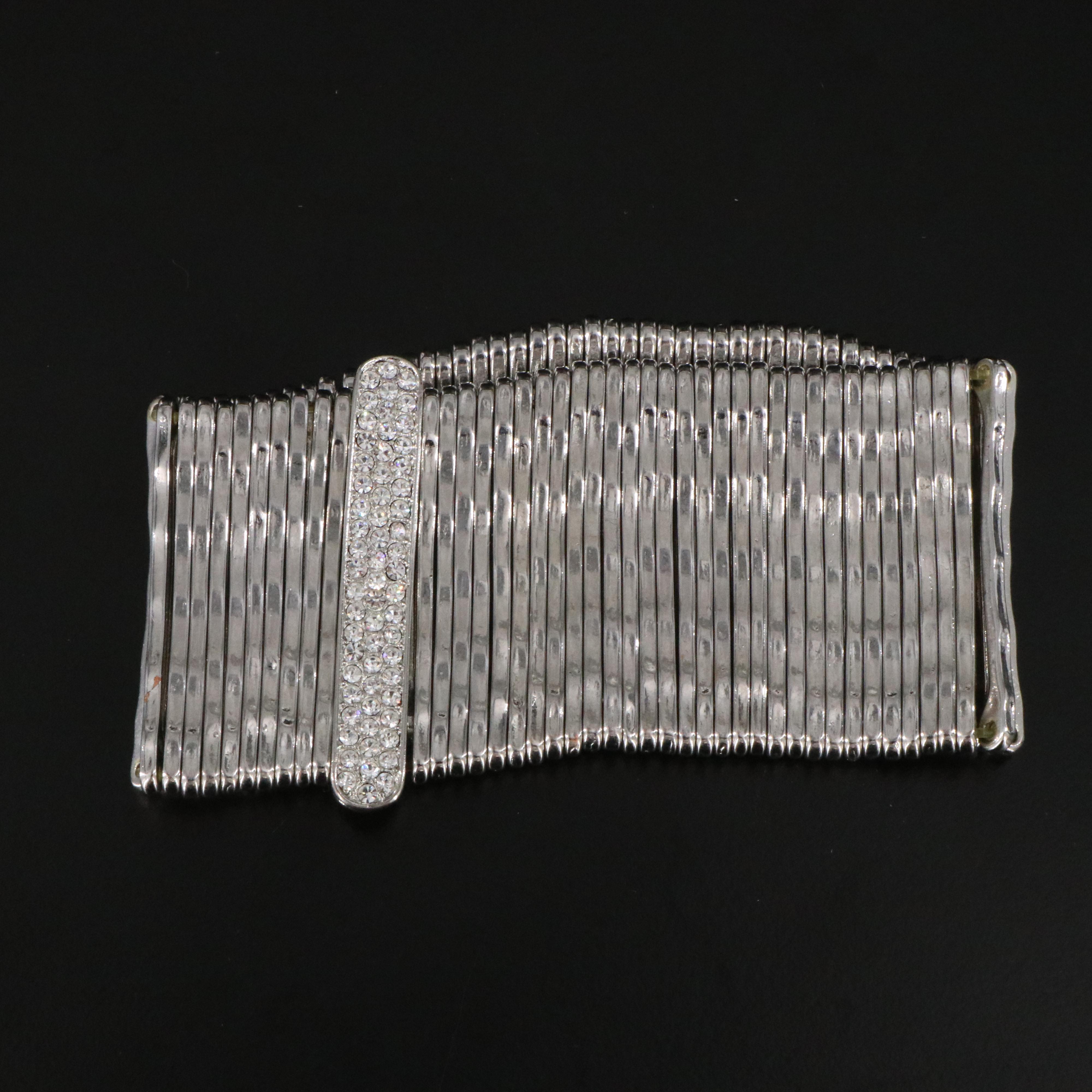 Rhinestones and Faux Pearls Featured in Jewelry Collection