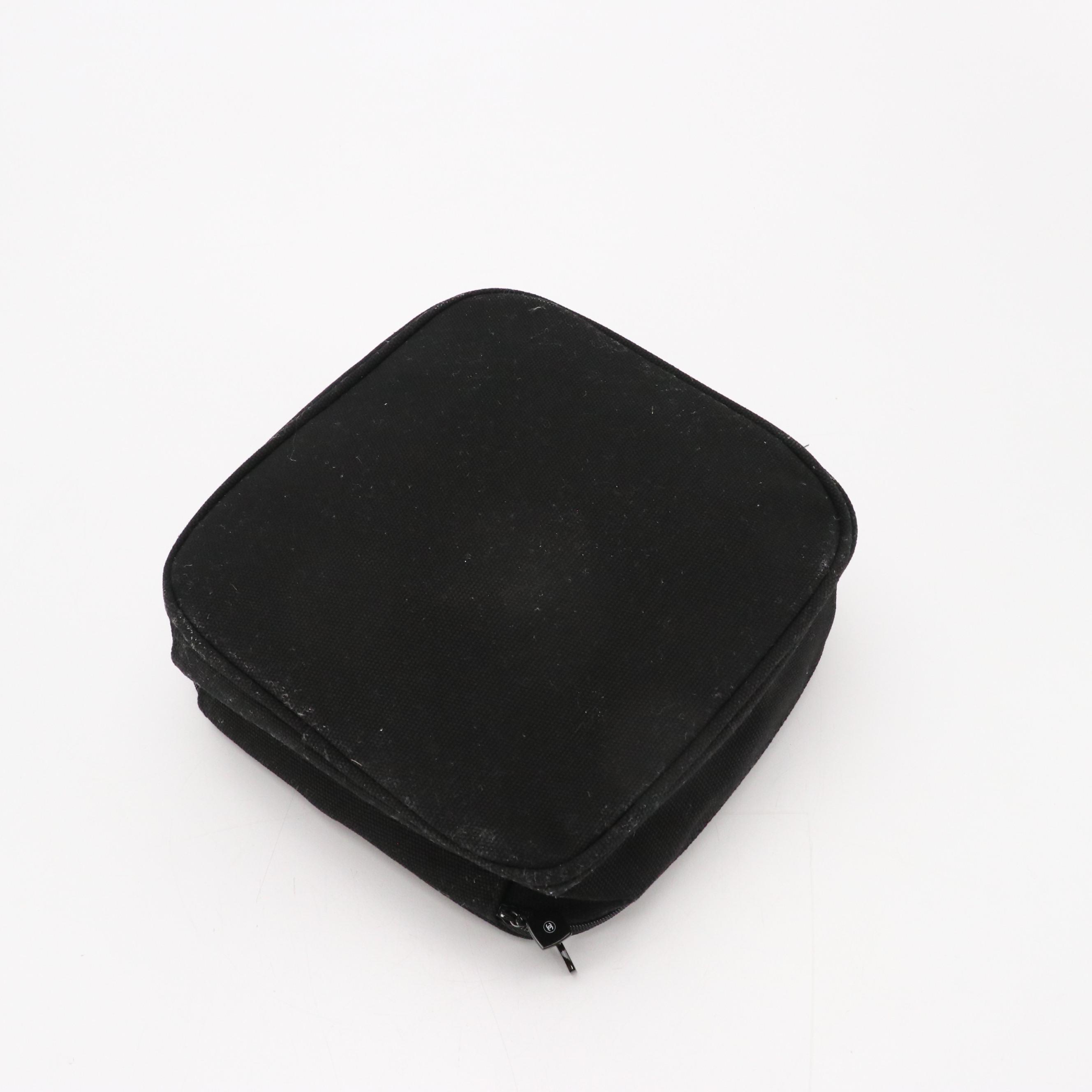 Chanel Beauté Promotional Zip Top Square Beauty Case