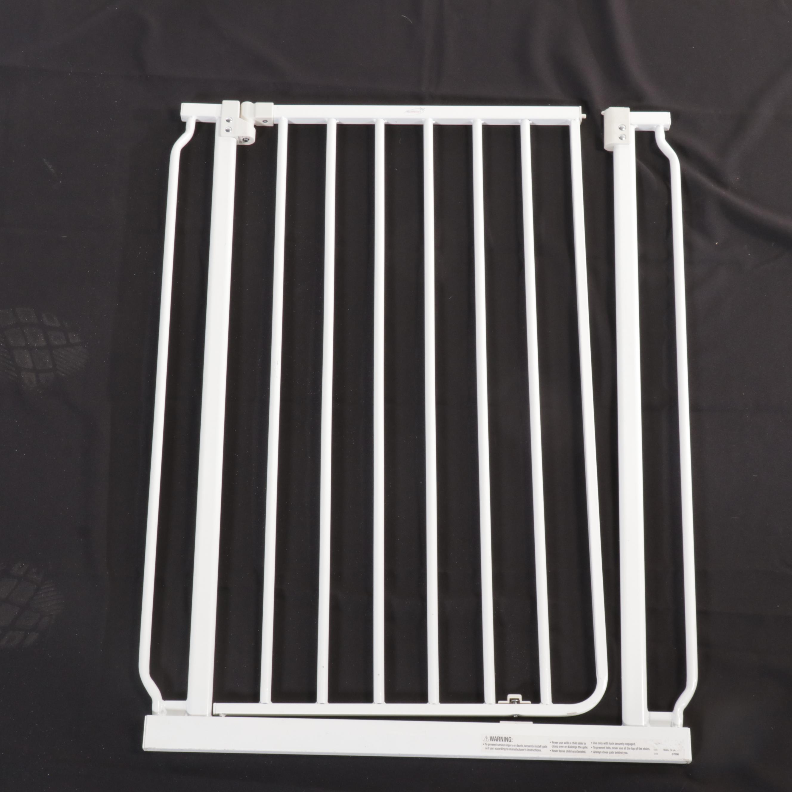 Summer White Metal Pet Gate