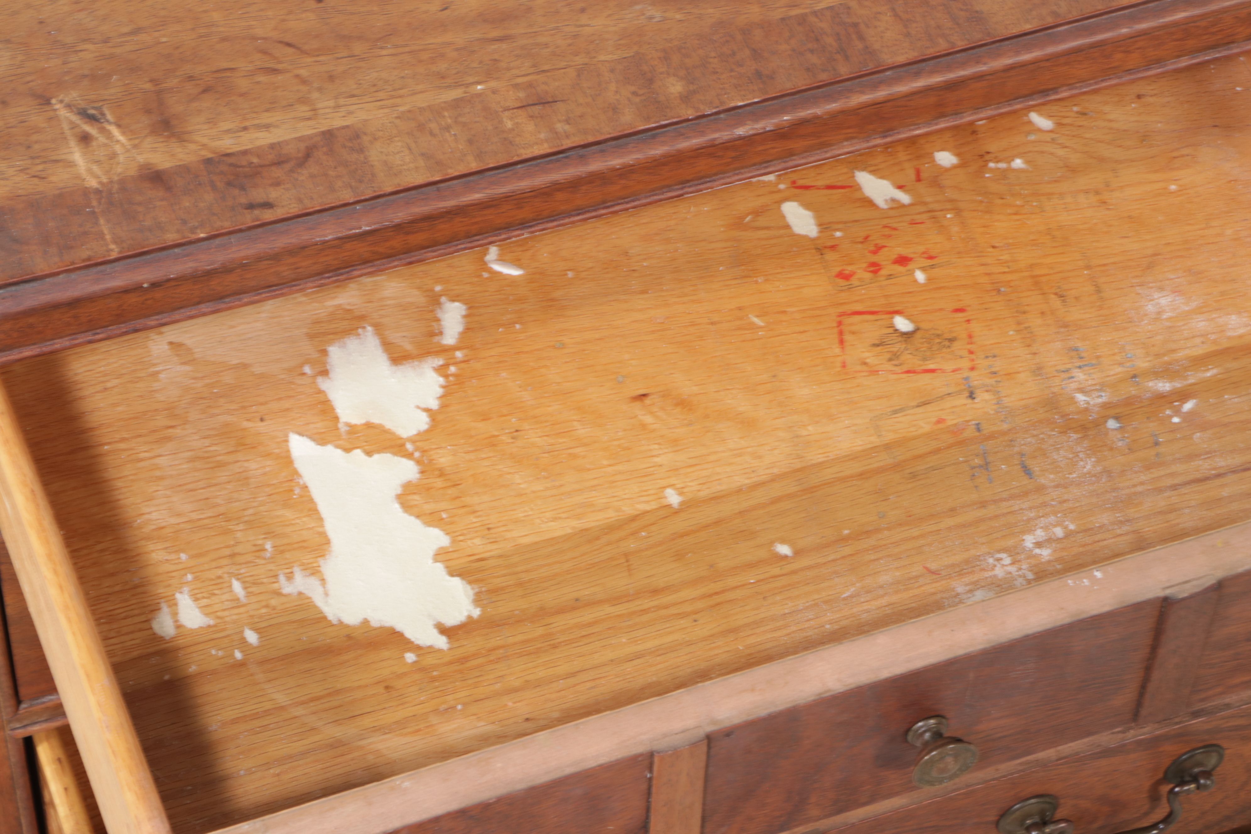 Georgian Style Walnut Chest of Drawers, 20th Century