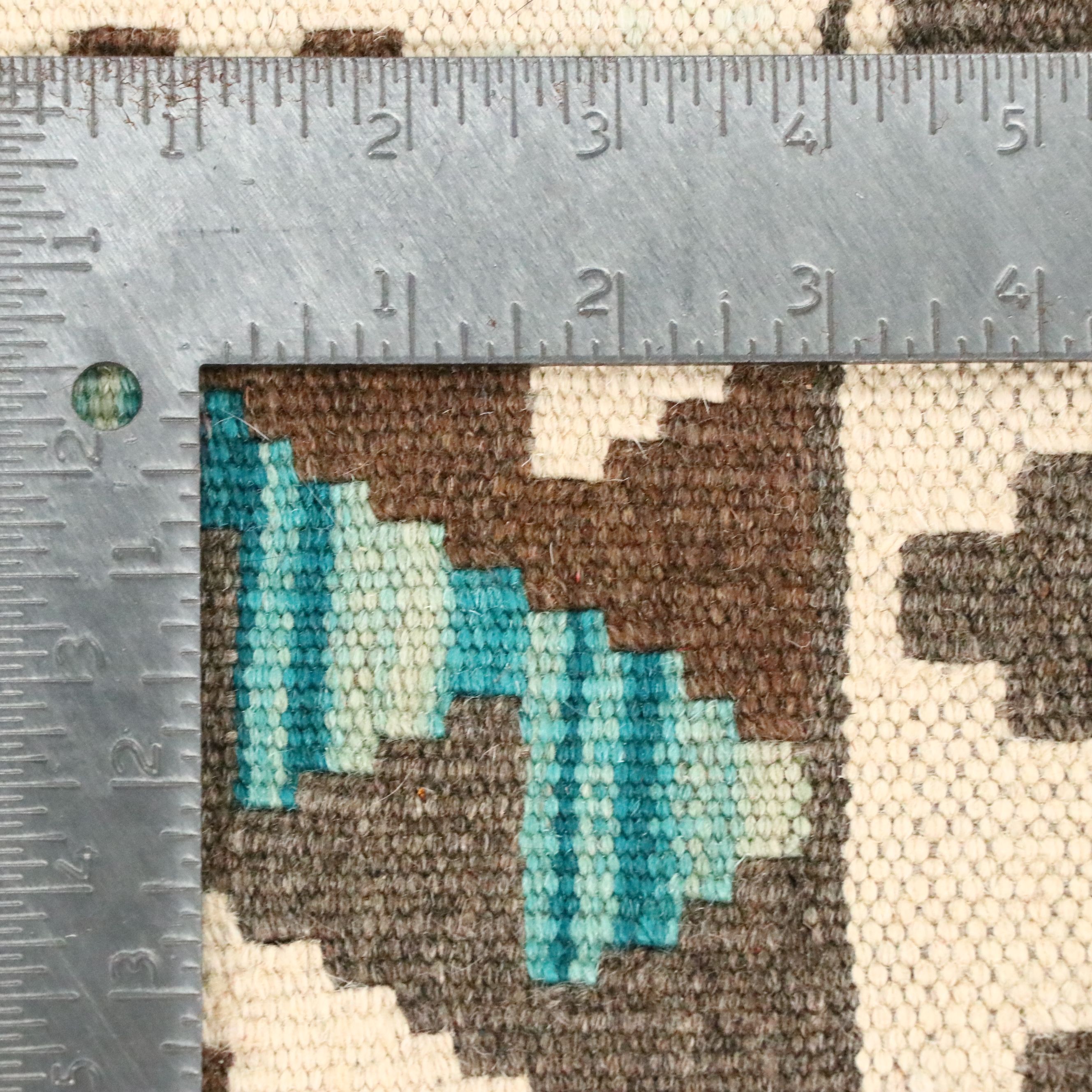 2'9 x 9'11 Handwoven Pakistani Kilim Carpet Runner