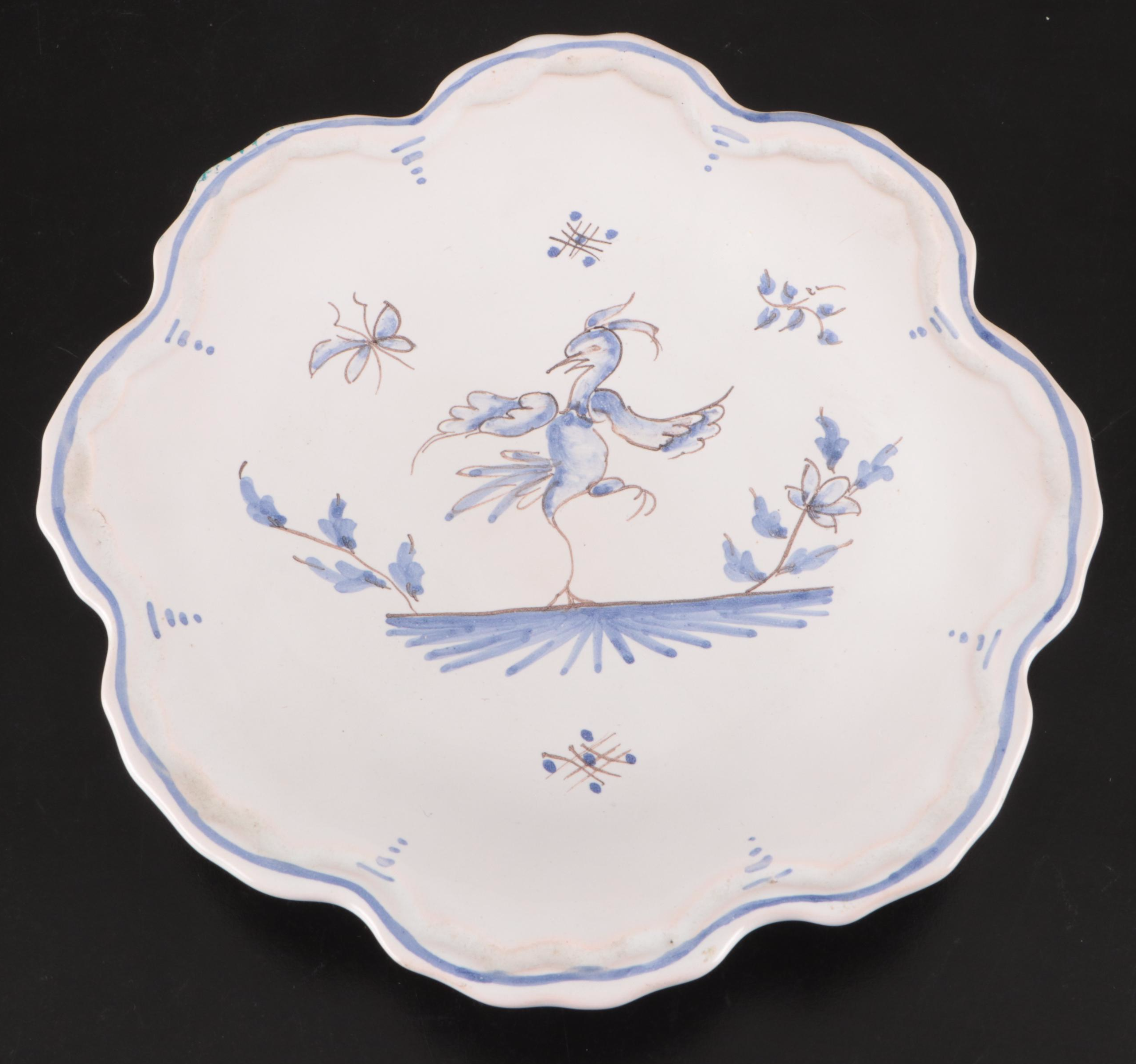 Porcelaine de Paris "Ming Bleu" with Hermès "Toucans" Bowl and Other Decor