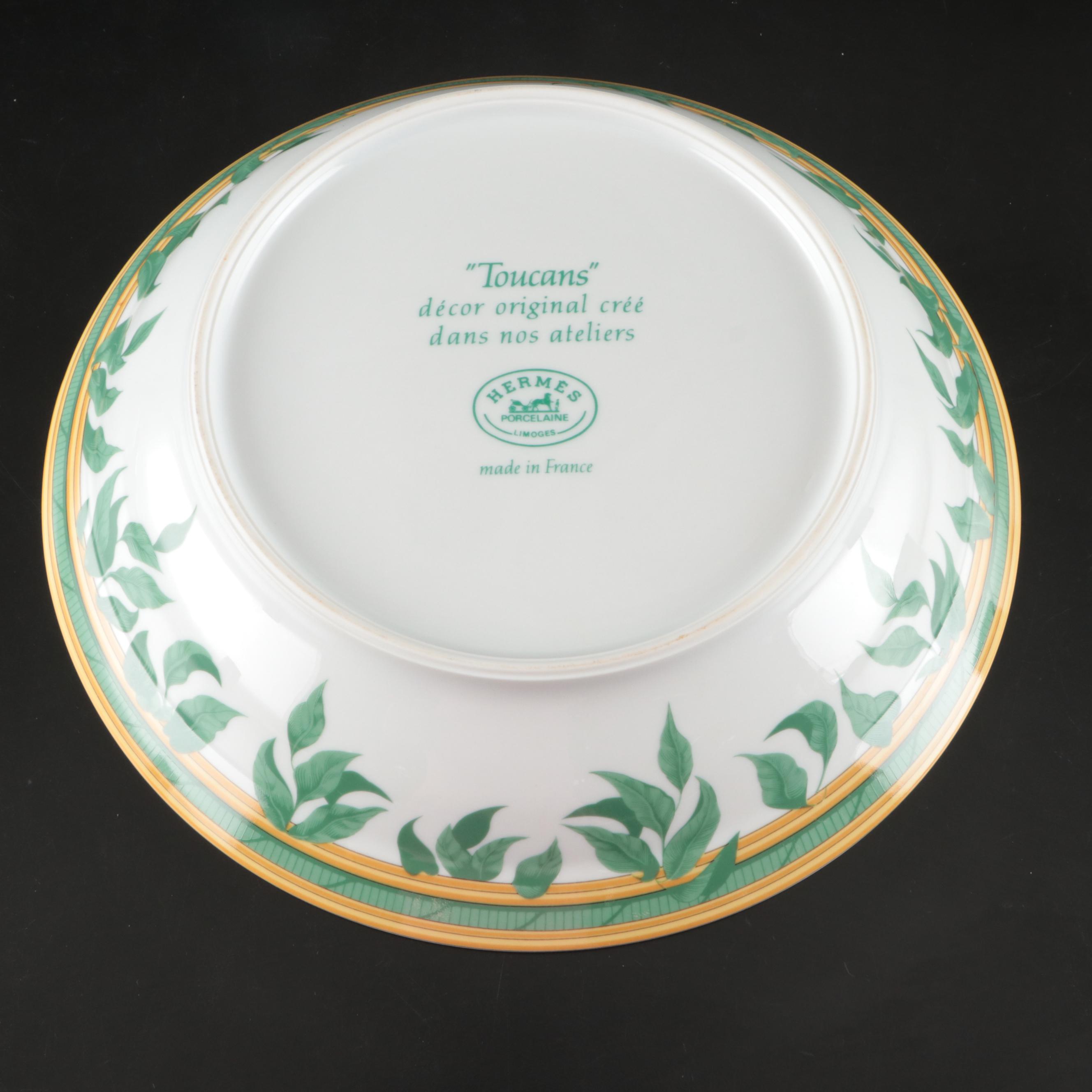 Porcelaine de Paris "Ming Bleu" with Hermès "Toucans" Bowl and Other Decor