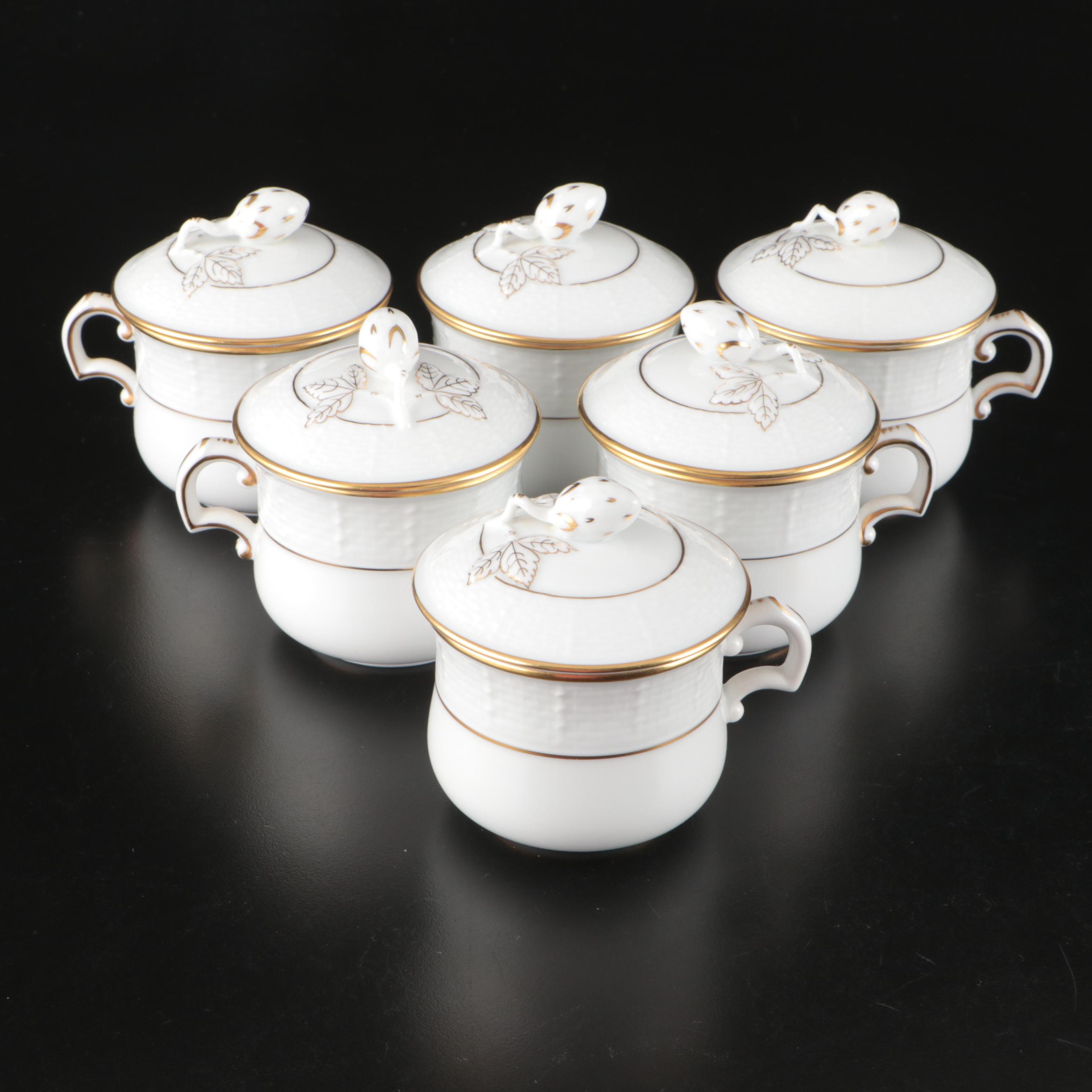 Herend Porcelain Golden Edge Pot de Crème with Berry