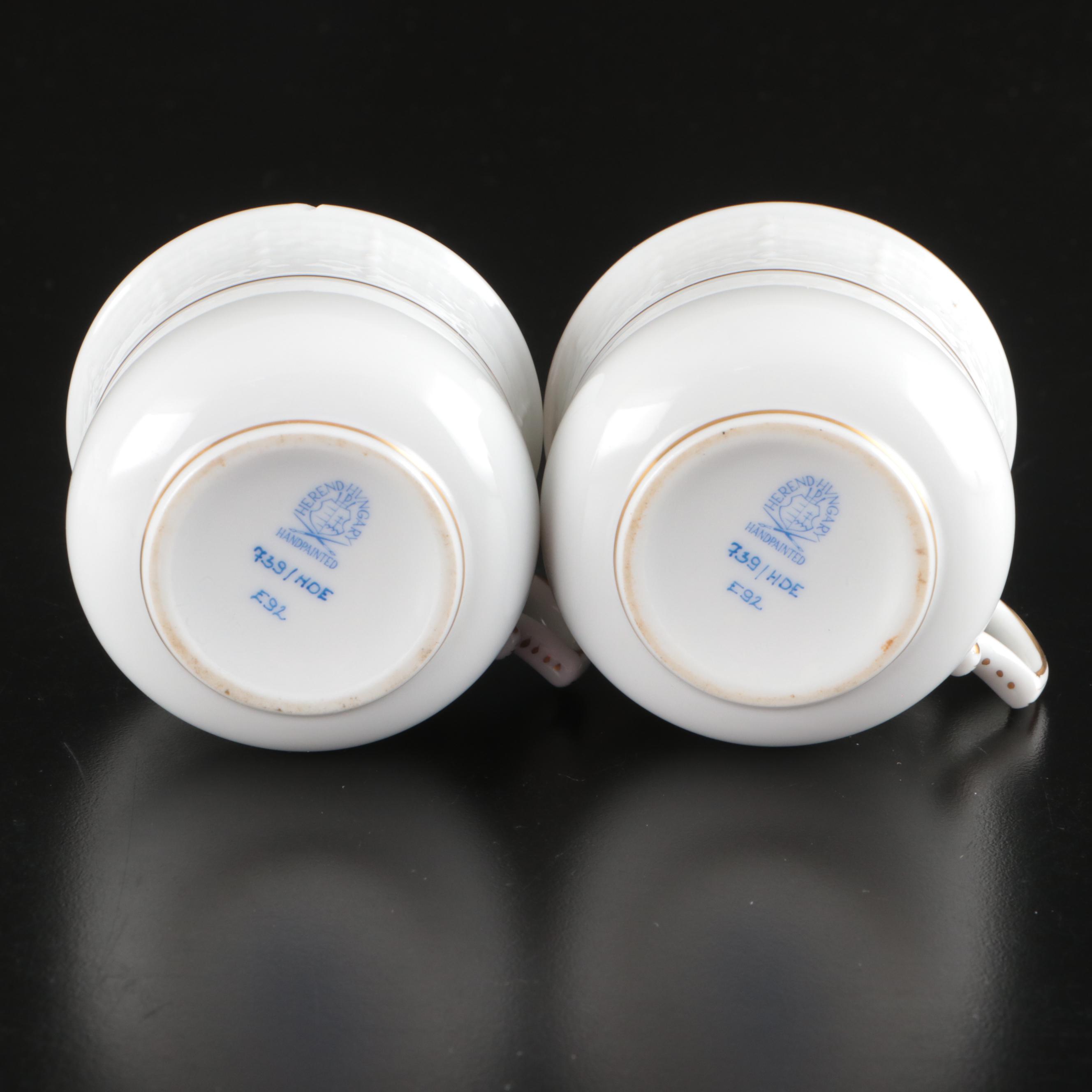 Herend Porcelain Golden Edge Pot de Crème with Berry