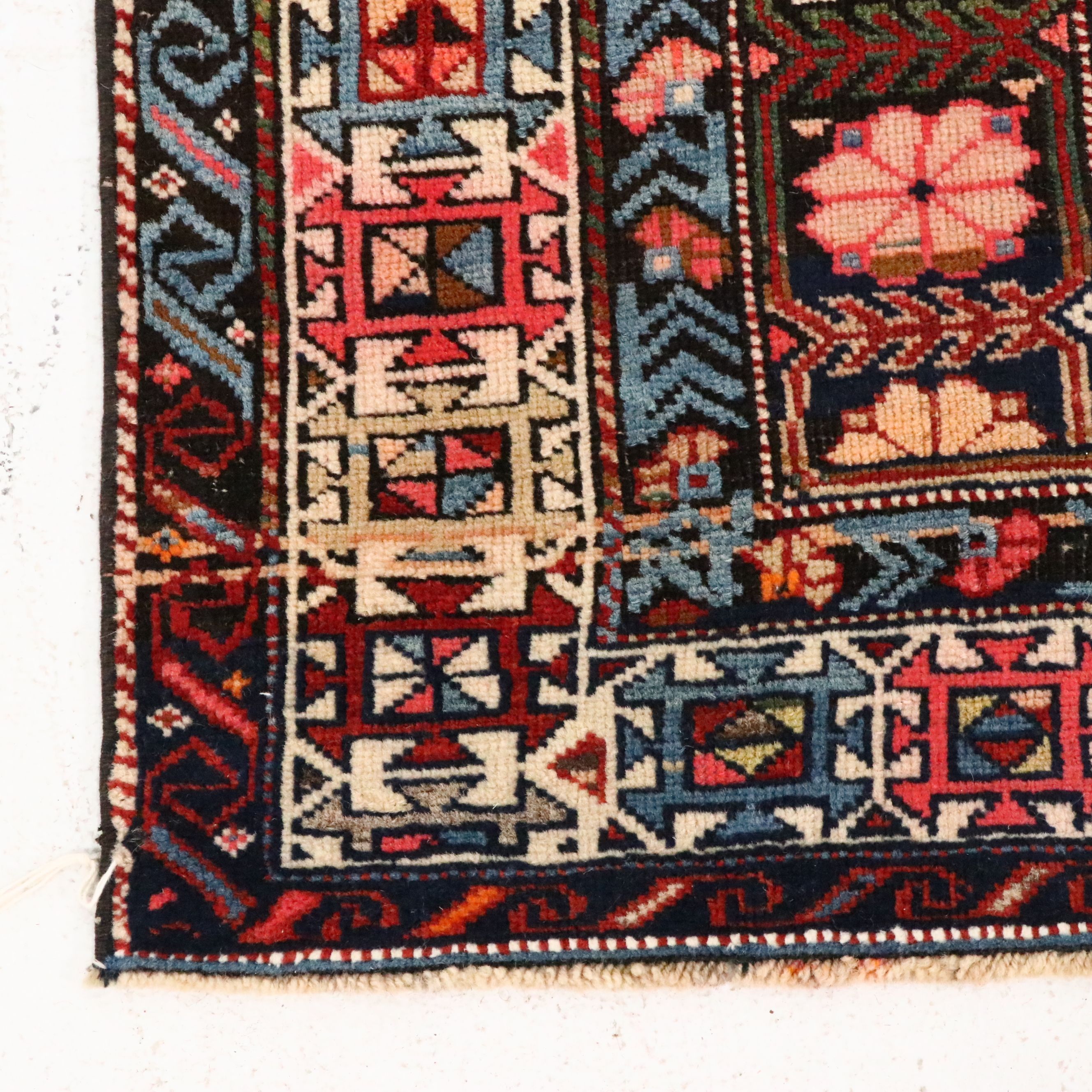 4'10 x 7'4 Hand-Knotted Caucasian Kazak Area Rug