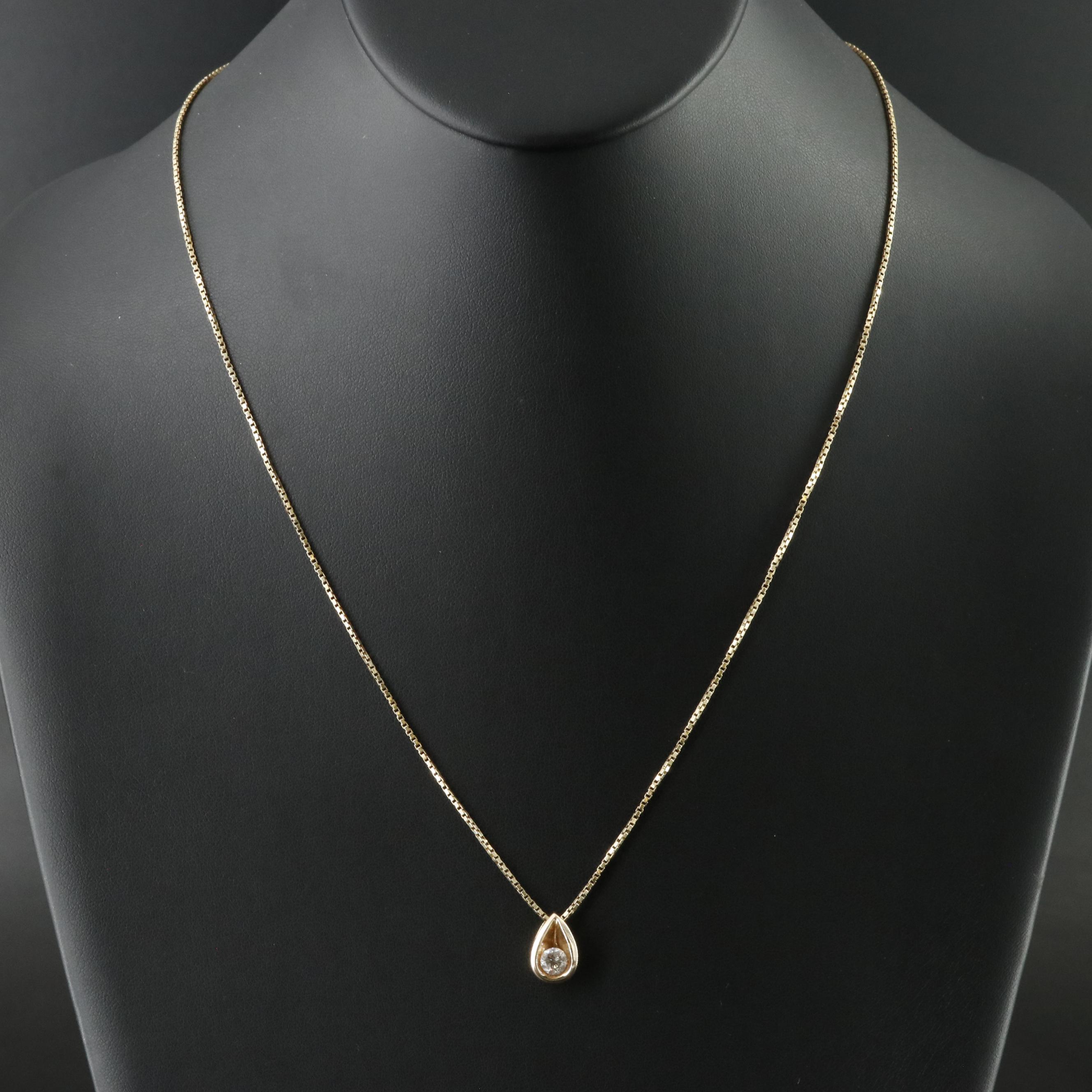 14K 0.35 CT Diamond Solitaire Pendant Necklace
