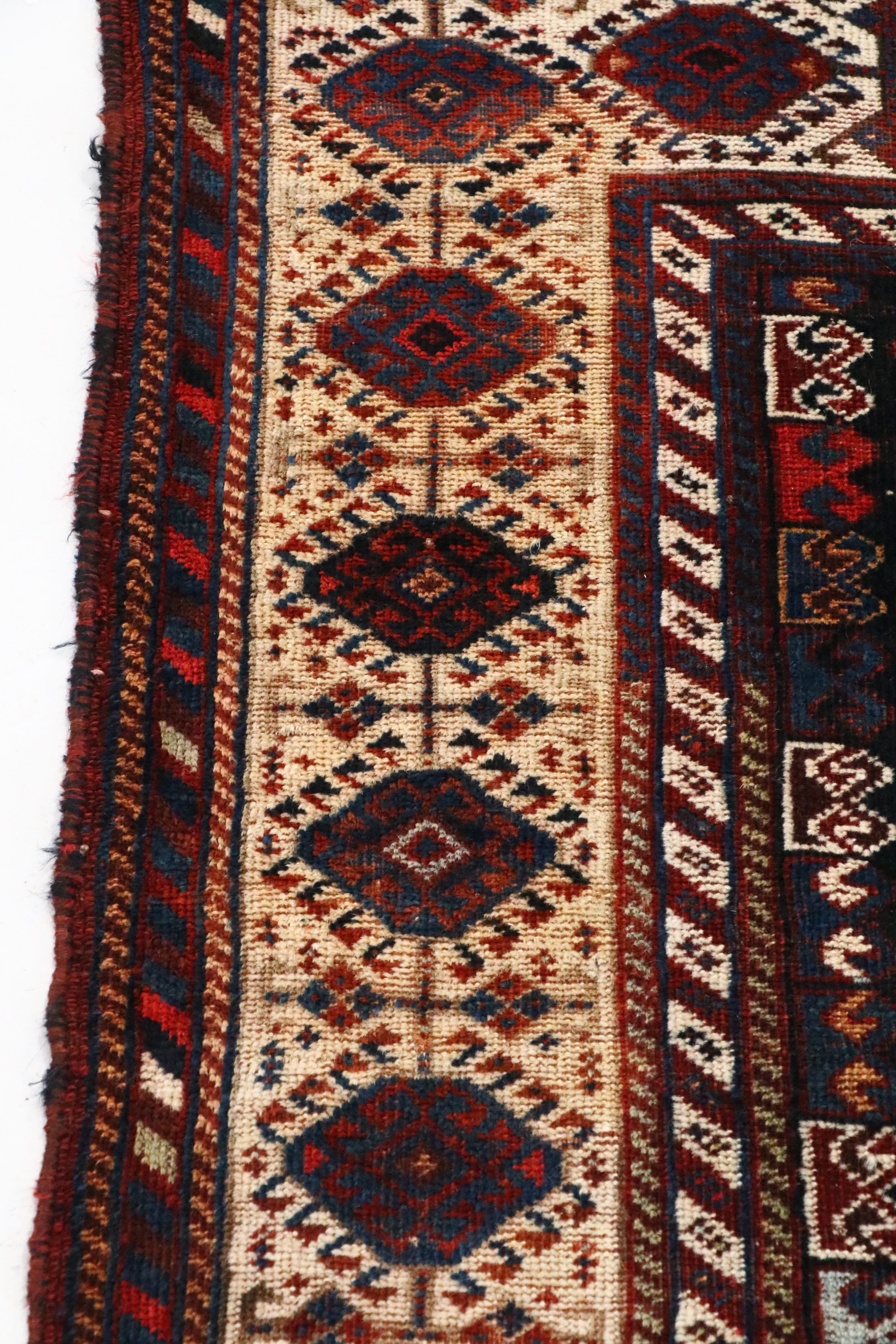 4'11 x 9'3 Hand-Knotted Persian QashqaI Area Rug